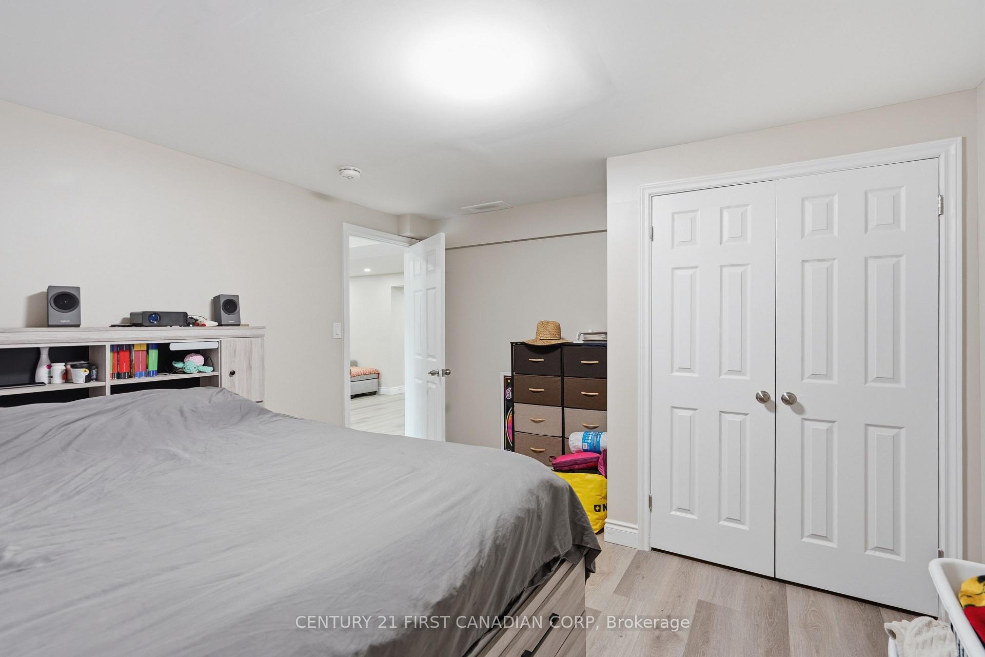 Photo 36 of 2608 Holbrook Drive, London, South U — HOMEH