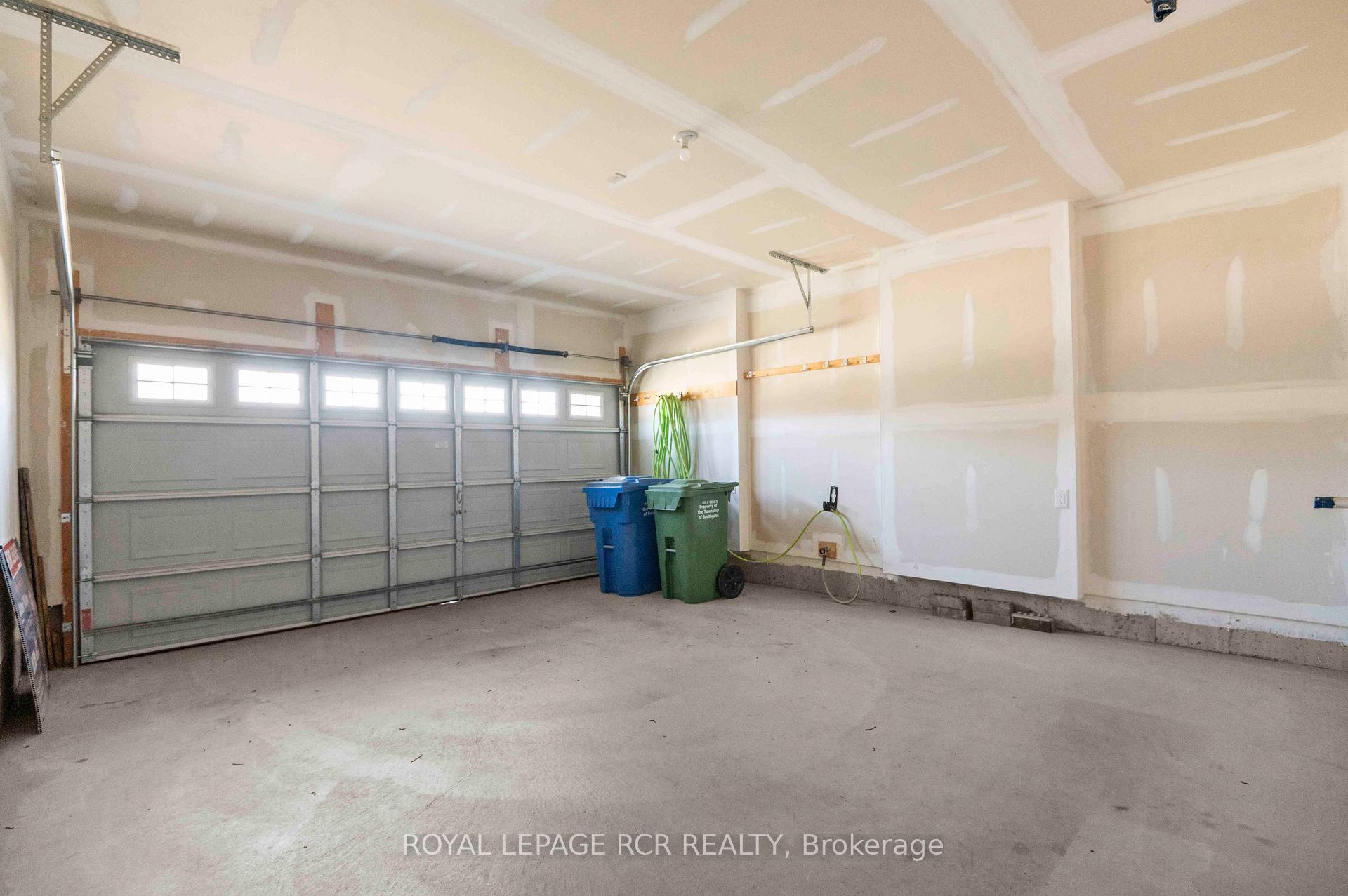 Photo 43 of 166 Seeley Avenue, Southgate — HOMEH