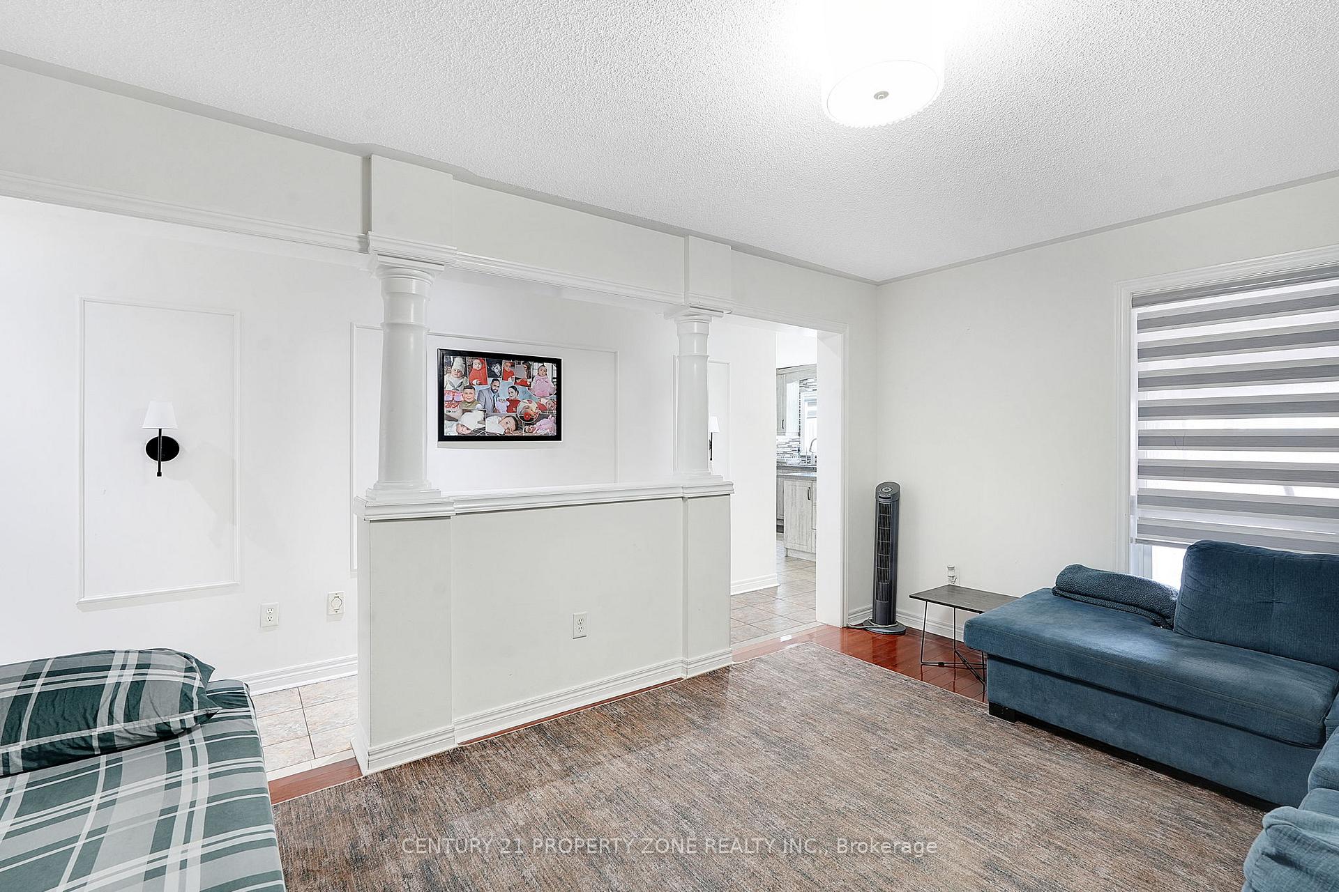Photo 18 of 54 Dwellers Road, Brampton, Fletcher's Creek Village — HOMEH