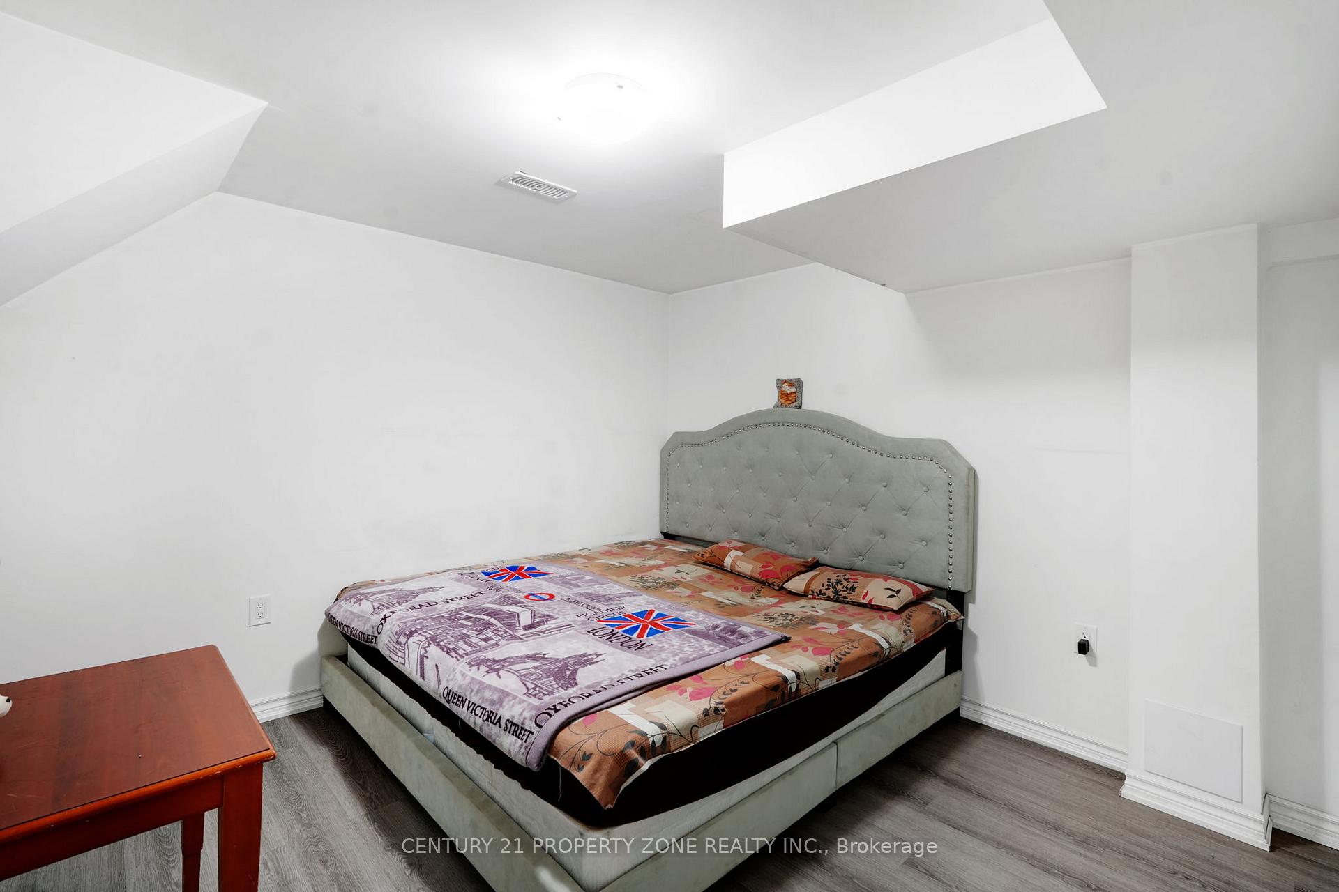 Photo 36 of 54 Dwellers Road, Brampton, Fletcher's Creek Village — HOMEH