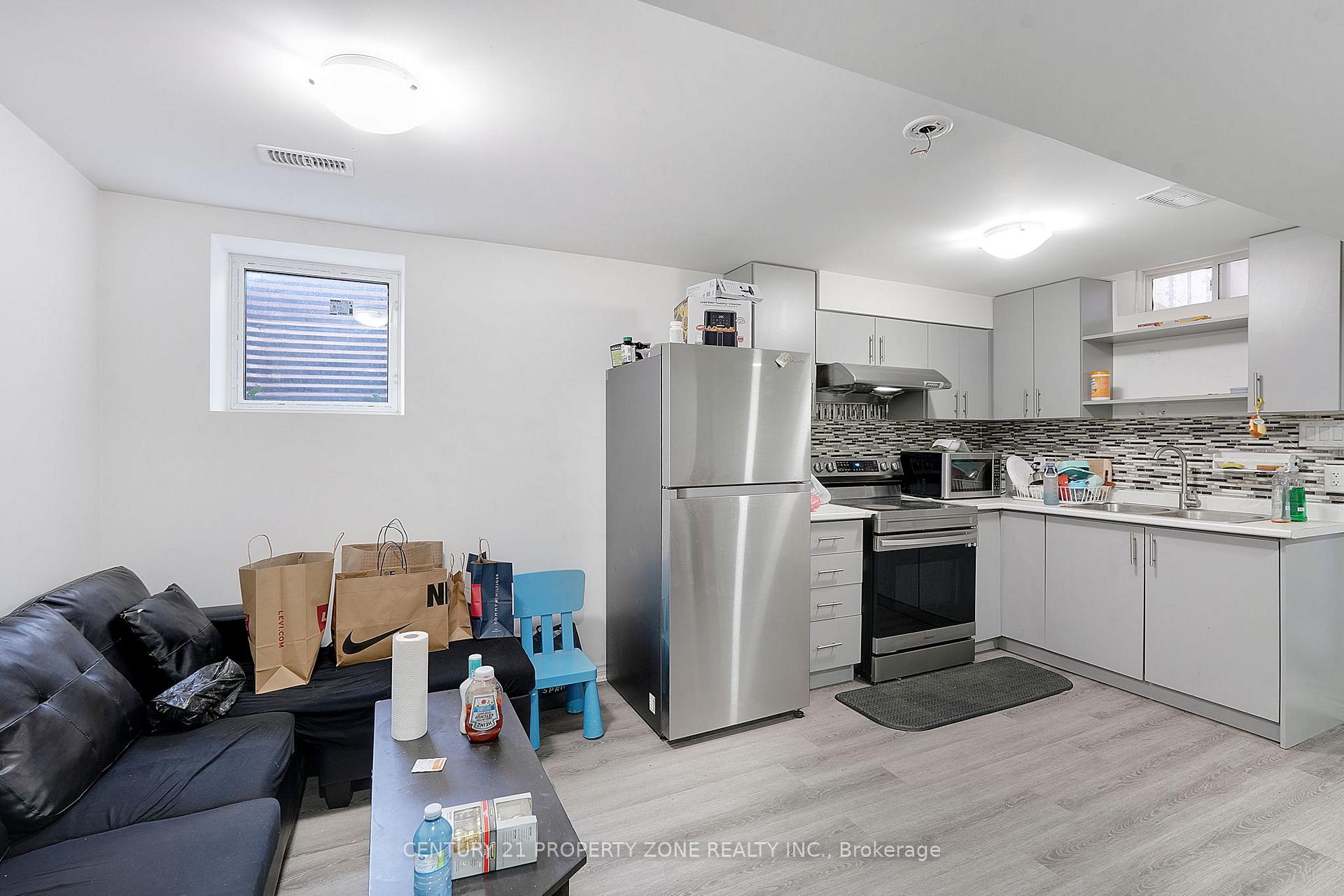 Photo 37 of 54 Dwellers Road, Brampton, Fletcher's Creek Village — HOMEH