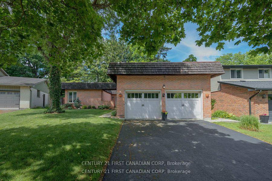 Photo 2 of 43 Compton Crescent, London, South R — HOMEH