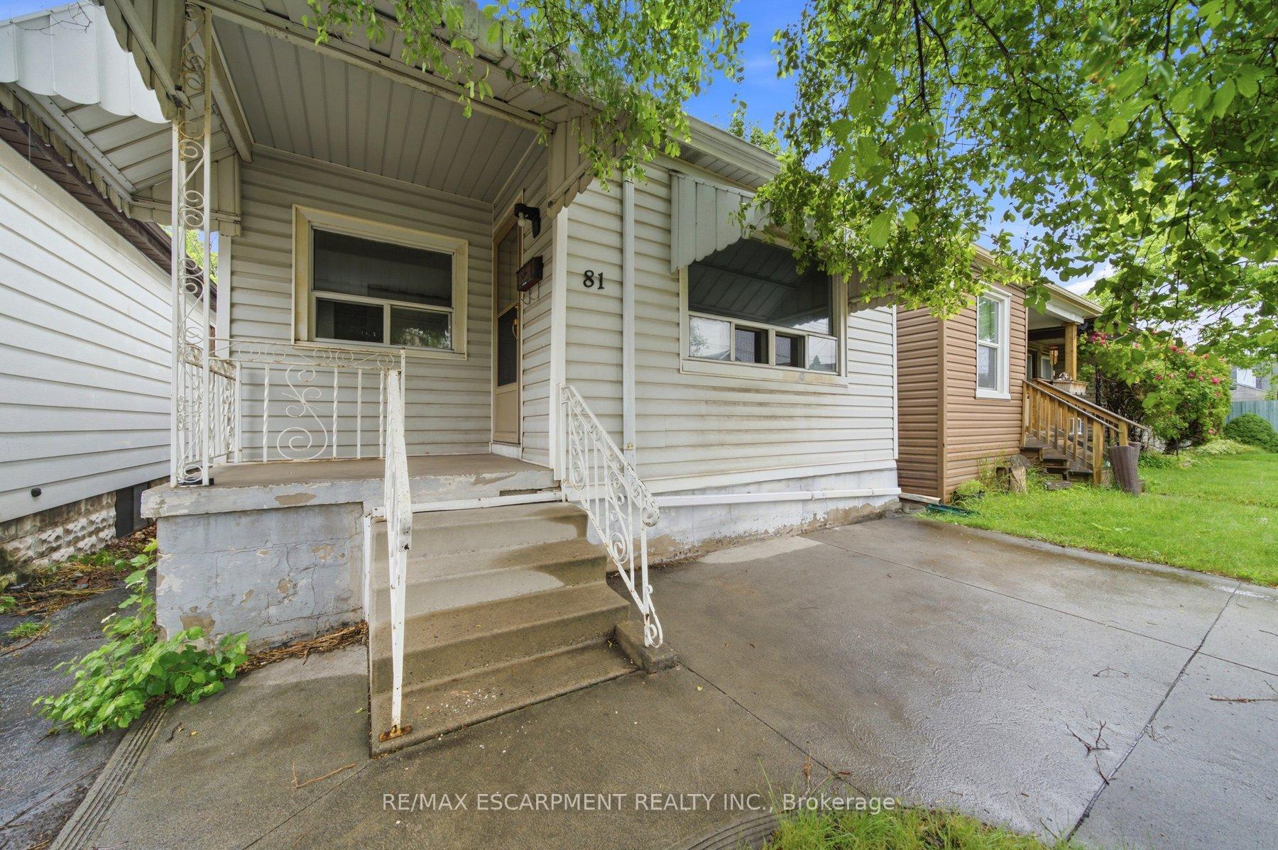 Photo 1 of 81 Cambridge Avenue, Hamilton, Crown Point — HOMEH