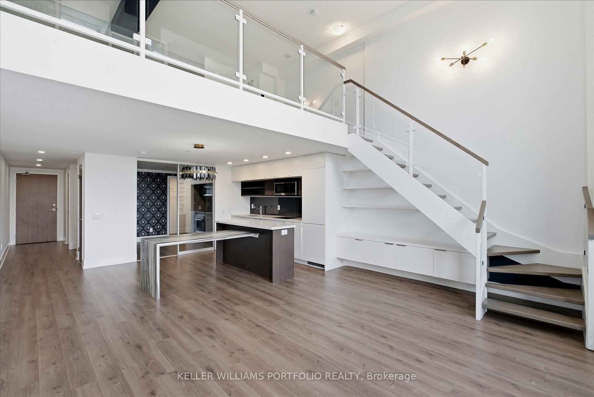 Photo 12 of Unit 932, 111 St Clair Avenue W, Toronto, Yonge-St. Clair — HOMEH