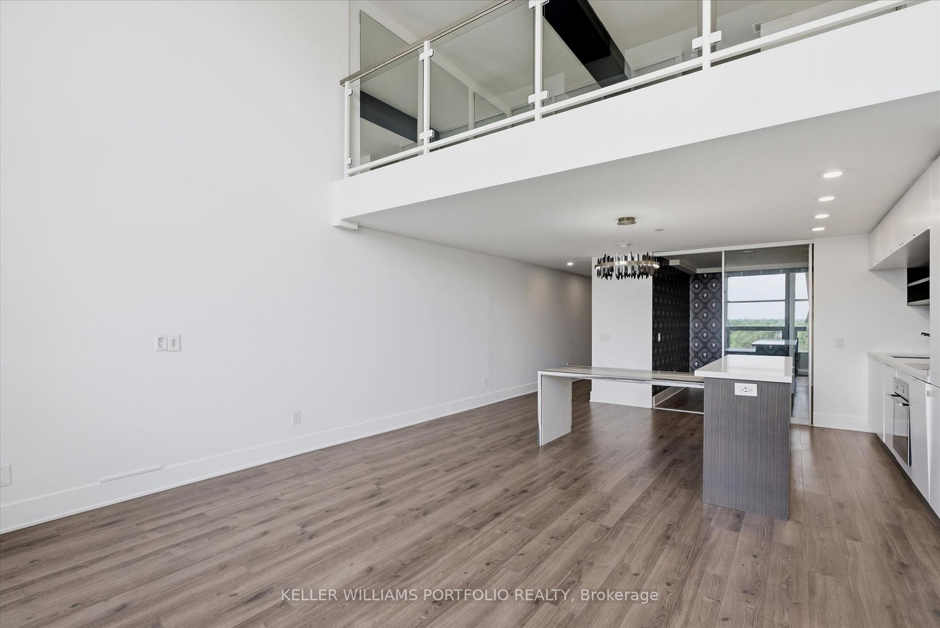 Photo 15 of Unit 932, 111 St Clair Avenue W, Toronto, Yonge-St. Clair — HOMEH
