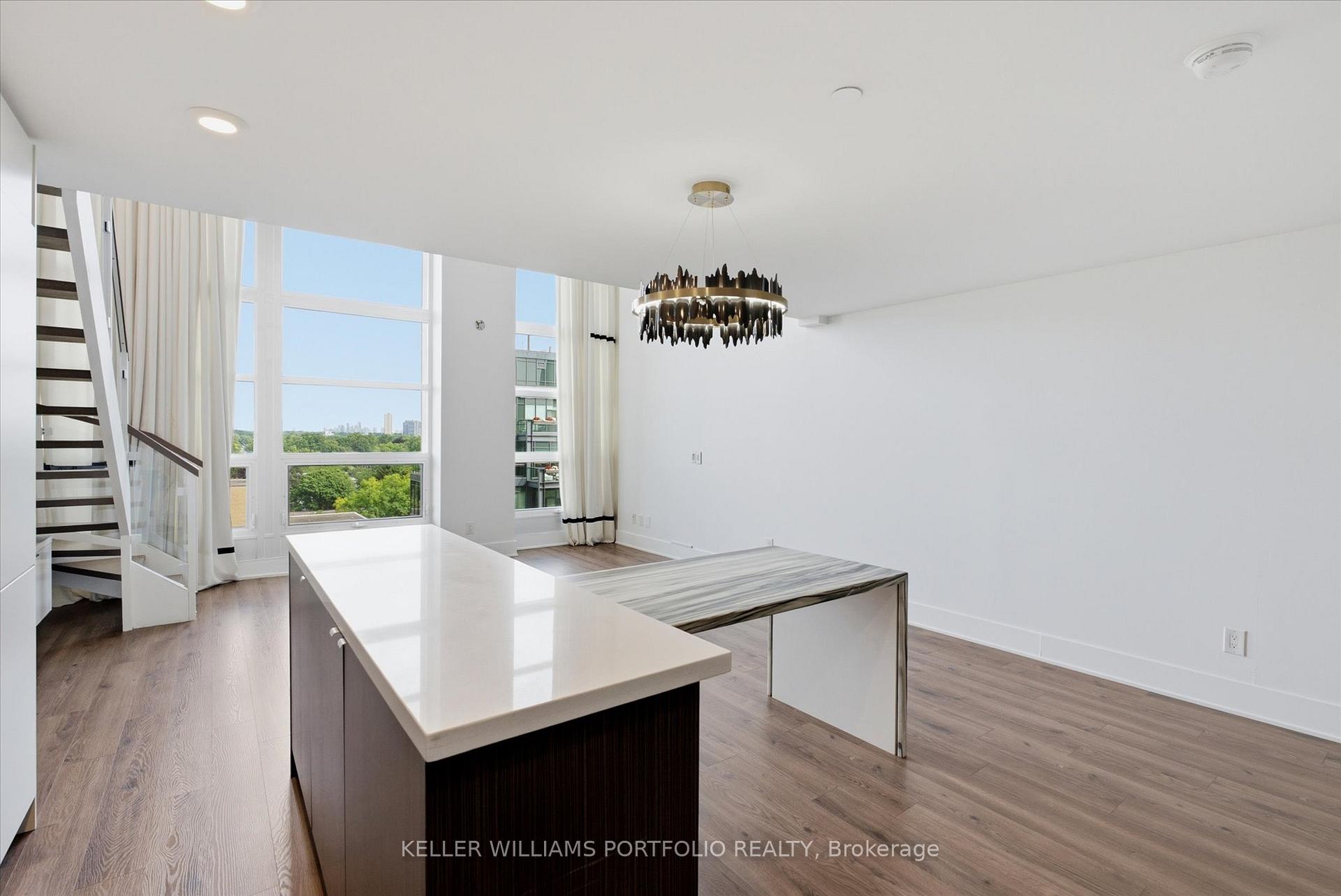 Photo 21 of Unit 932, 111 St Clair Avenue W, Toronto, Yonge-St. Clair — HOMEH