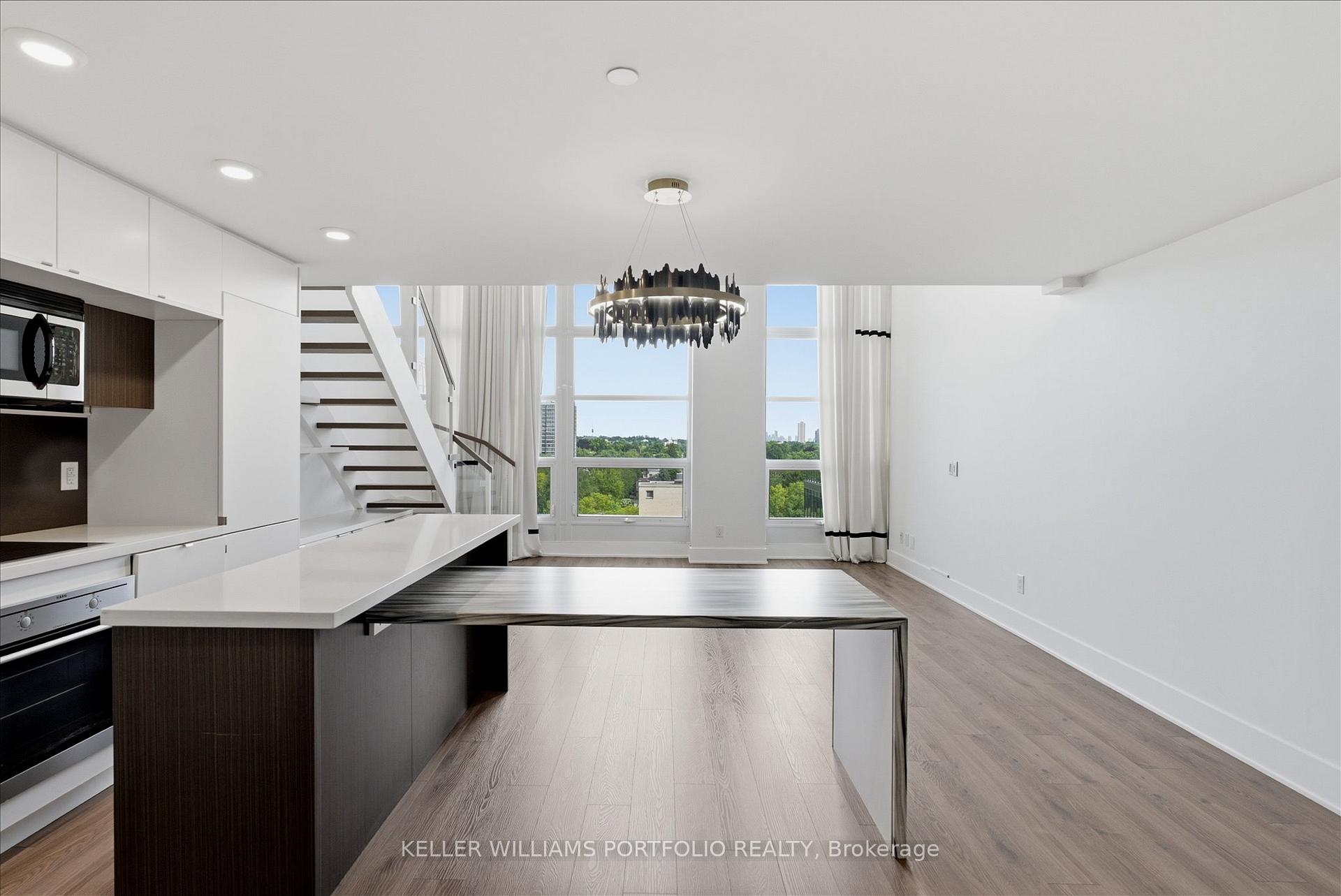 Photo 22 of Unit 932, 111 St Clair Avenue W, Toronto, Yonge-St. Clair — HOMEH