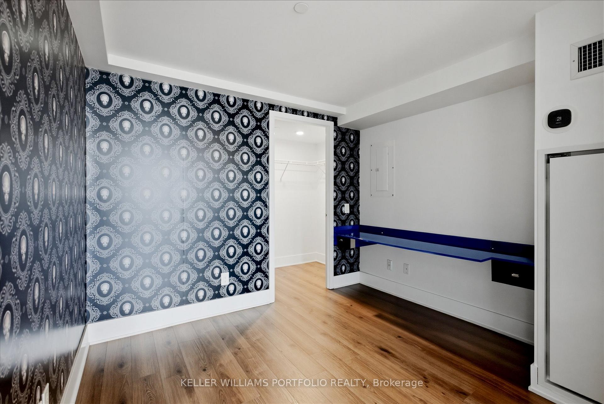 Photo 28 of Unit 932, 111 St Clair Avenue W, Toronto, Yonge-St. Clair — HOMEH