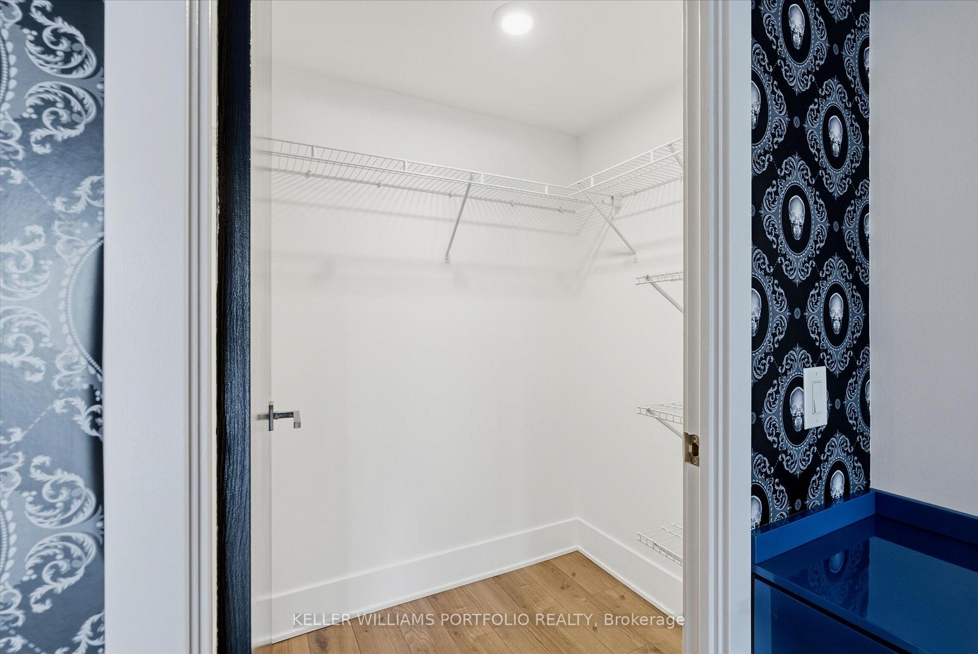 Photo 31 of Unit 932, 111 St Clair Avenue W, Toronto, Yonge-St. Clair — HOMEH