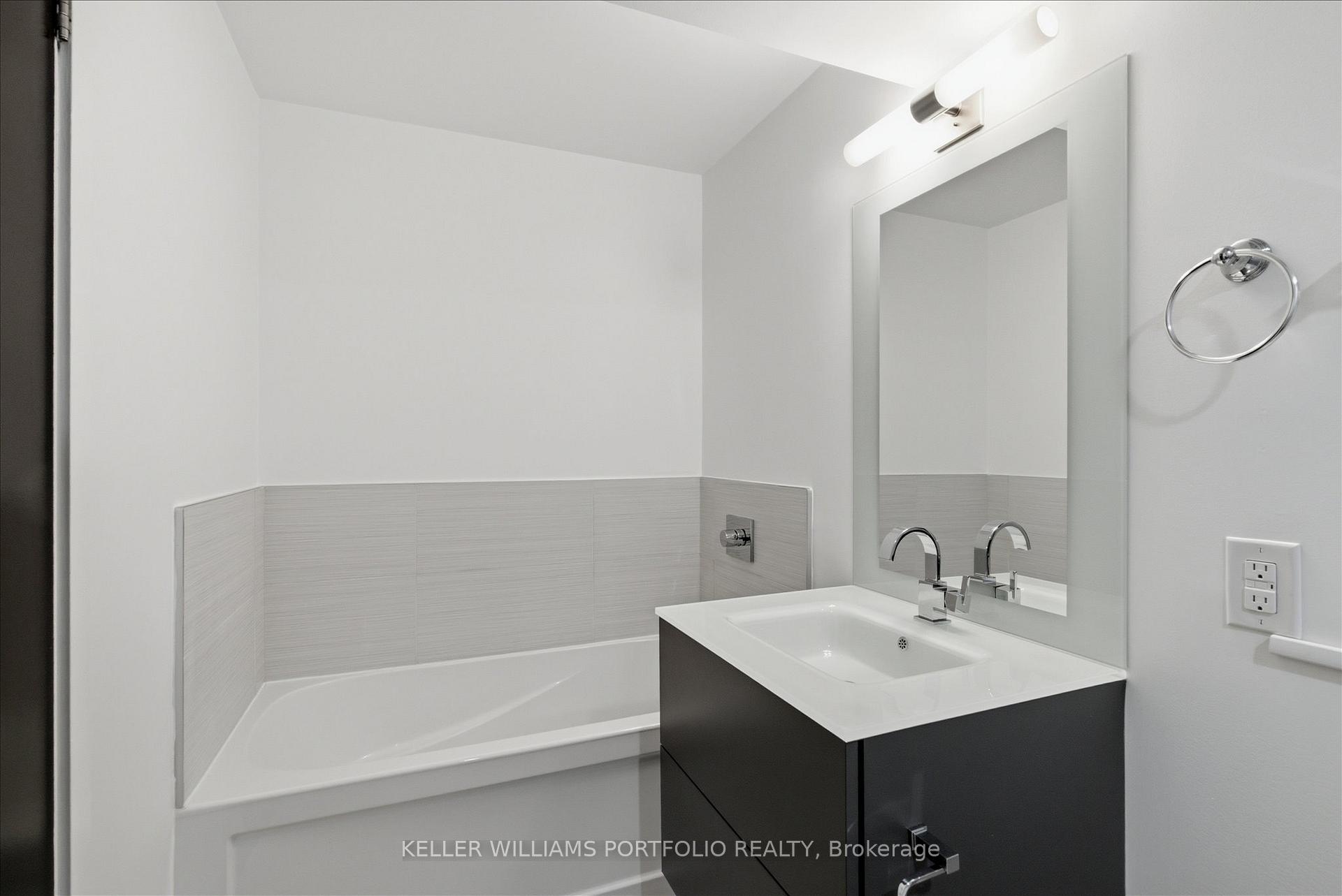 Photo 40 of Unit 932, 111 St Clair Avenue W, Toronto, Yonge-St. Clair — HOMEH