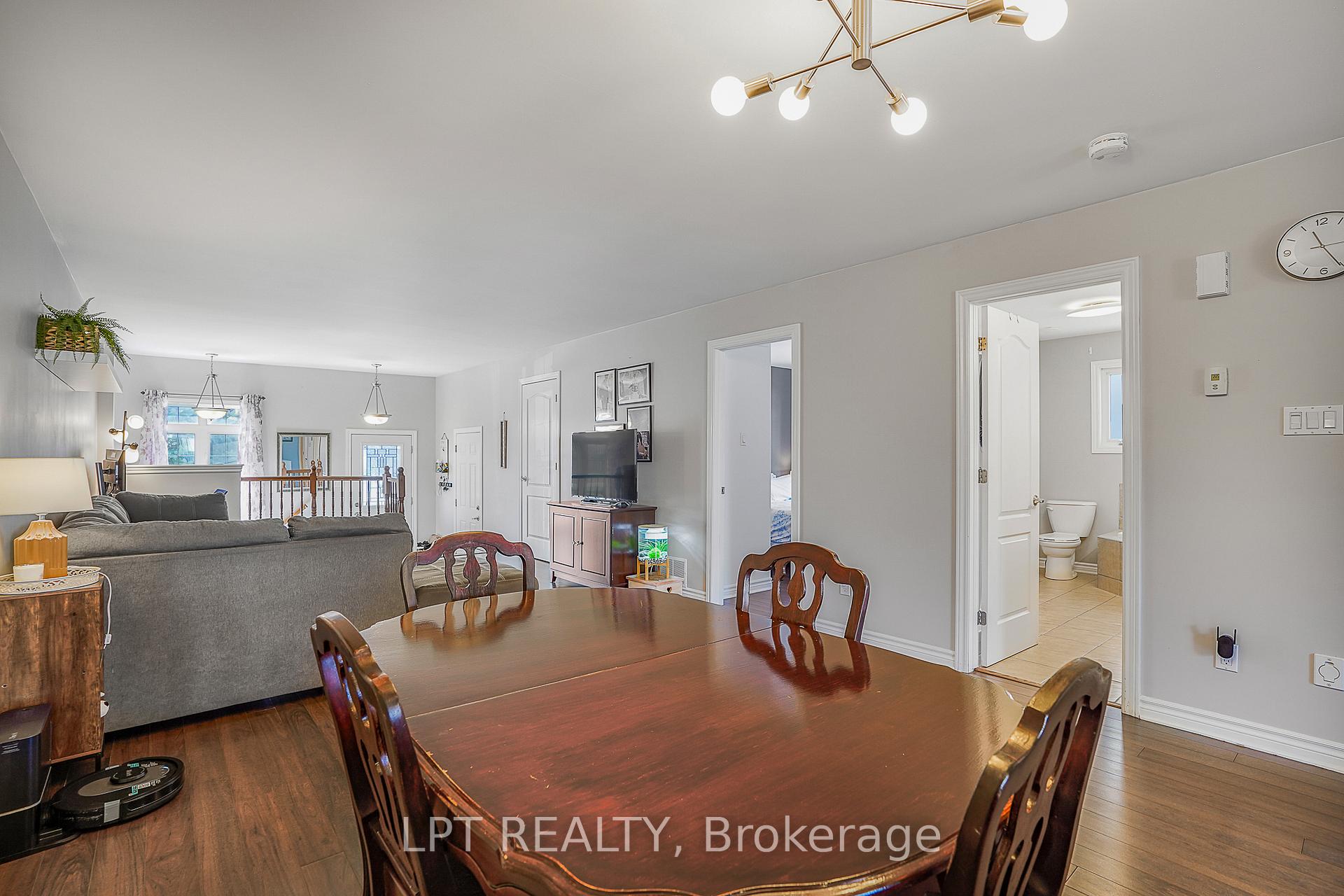 Photo 11 of 90 Brunet Street, The Nation, Limoges — HOMEH