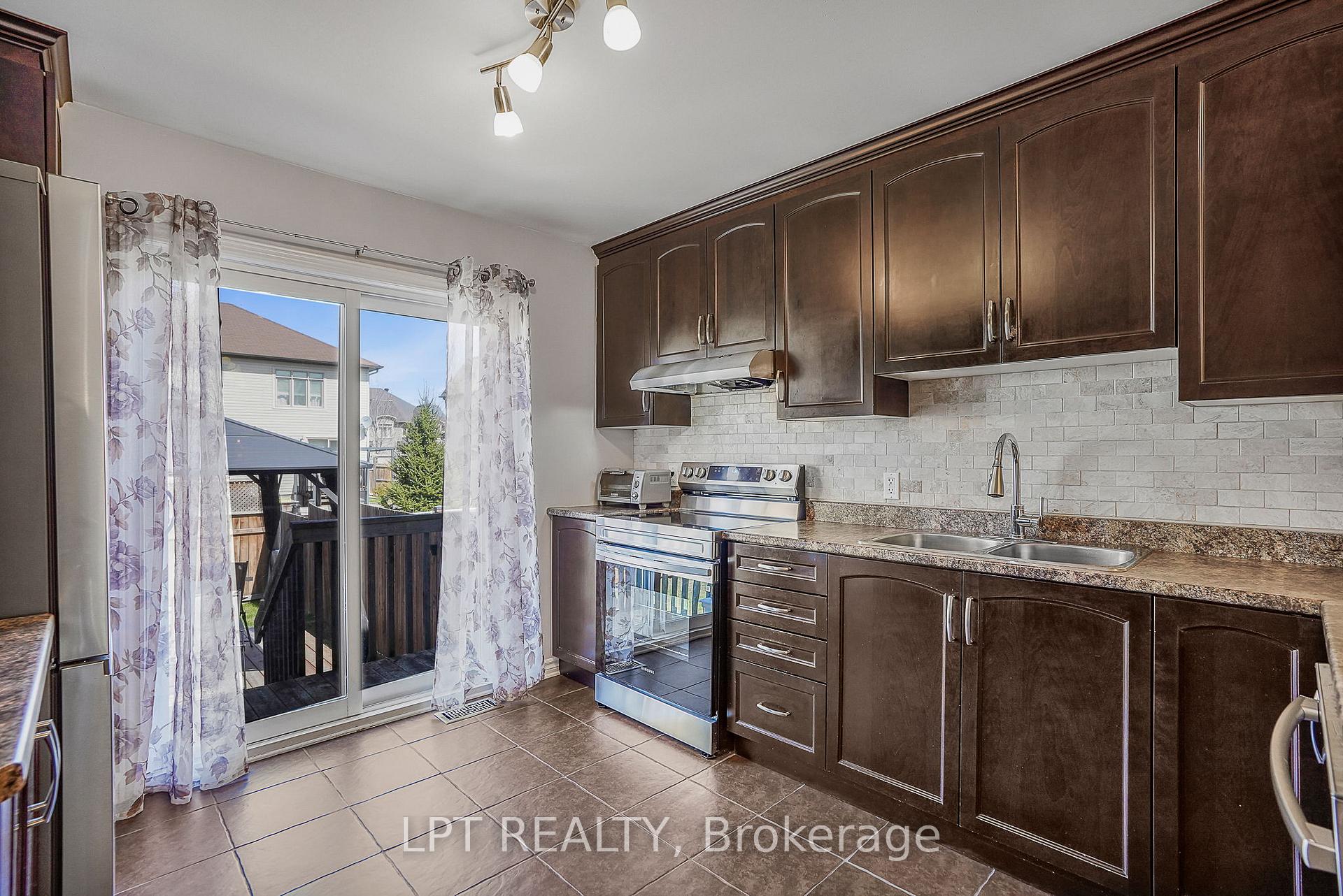 Photo 16 of 90 Brunet Street, The Nation, Limoges — HOMEH