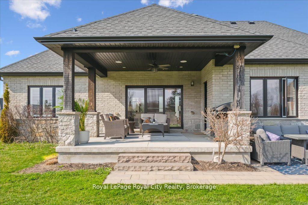 Photo 32 of 51 Ariss Glen Drive, Guelph/Eramosa, Rural Guelph/Eramosa West — HOMEH
