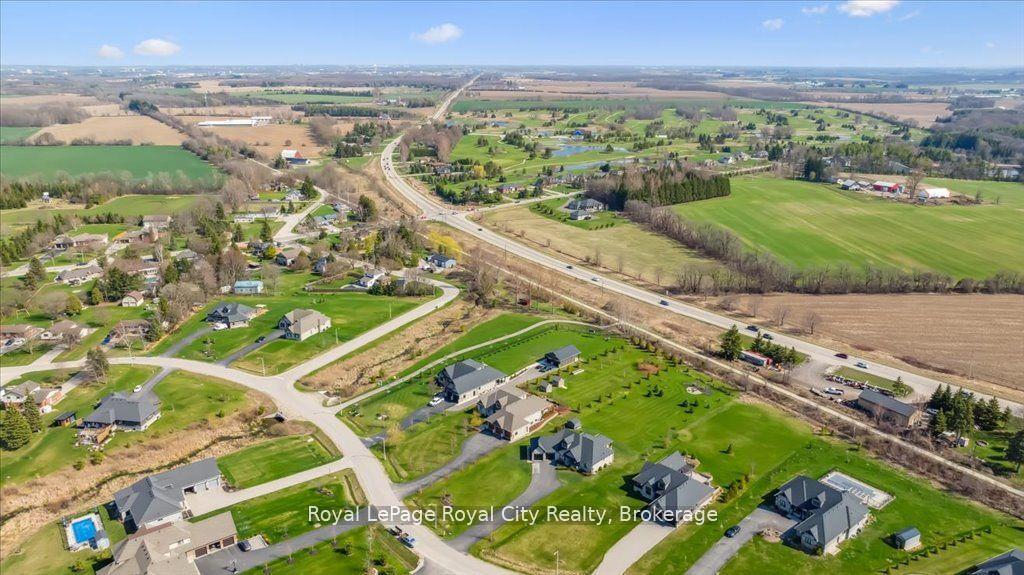 Photo 37 of 51 Ariss Glen Drive, Guelph/Eramosa, Rural Guelph/Eramosa West — HOMEH