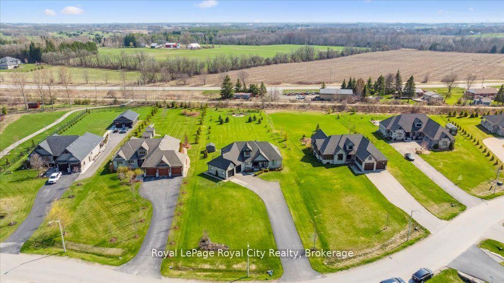 Photo 38 of 51 Ariss Glen Drive, Guelph/Eramosa, Rural Guelph/Eramosa West — HOMEH