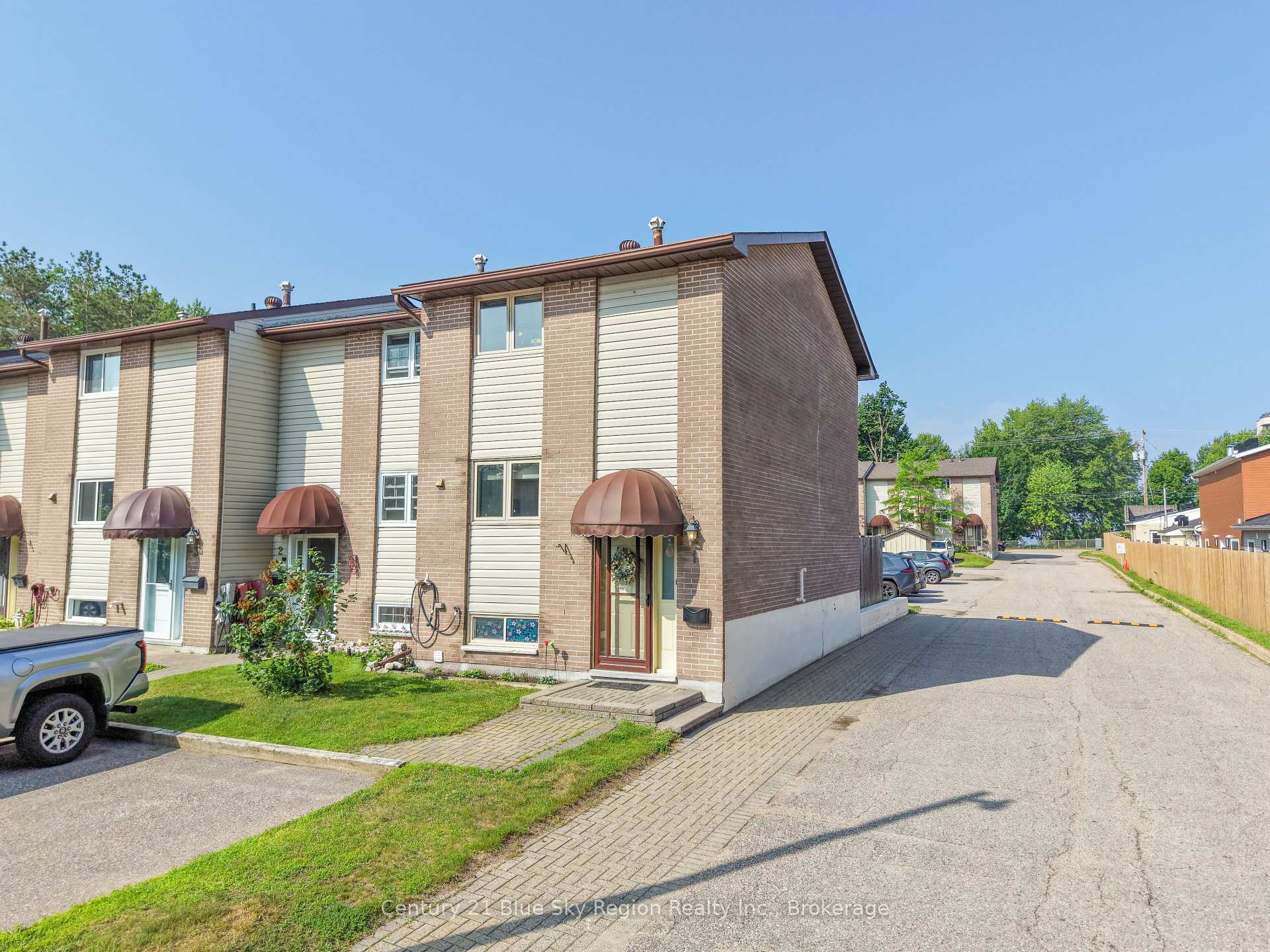 Photo 6 of Unit C1, 450 Lakeshore Drive, North Bay, Ferris — HOMEH