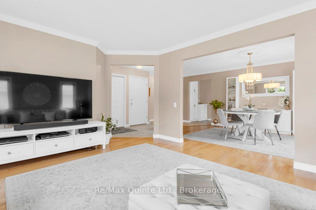 Photo 13 of 2 Heritage Drive, Prince Edward County, Wellington Ward — HOMEH