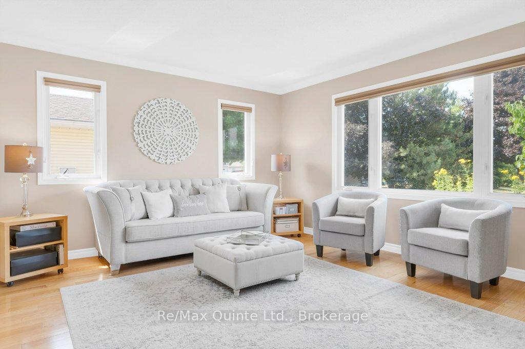 Photo 16 of 2 Heritage Drive, Prince Edward County, Wellington Ward — HOMEH