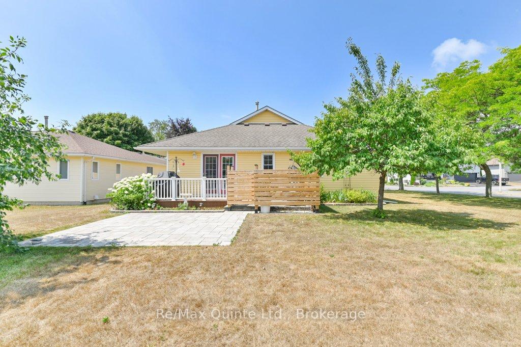 Photo 33 of 2 Heritage Drive, Prince Edward County, Wellington Ward — HOMEH