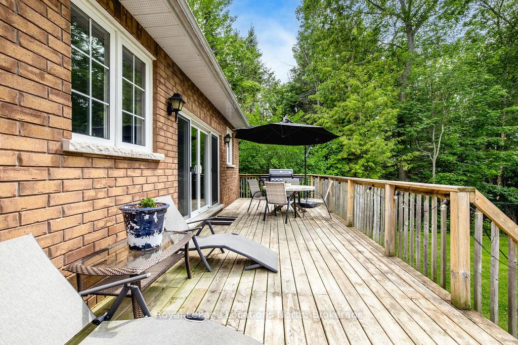 Photo 9 of 54 Royal Beech Drive, Wasaga Beach — HOMEH