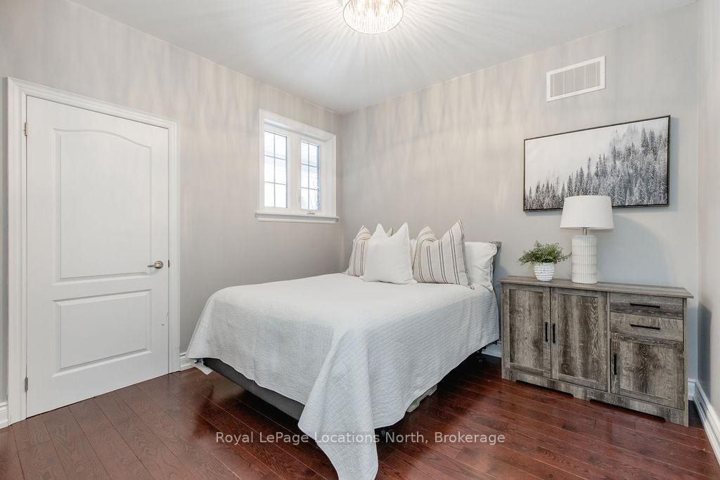 Photo 28 of 54 Royal Beech Drive, Wasaga Beach — HOMEH