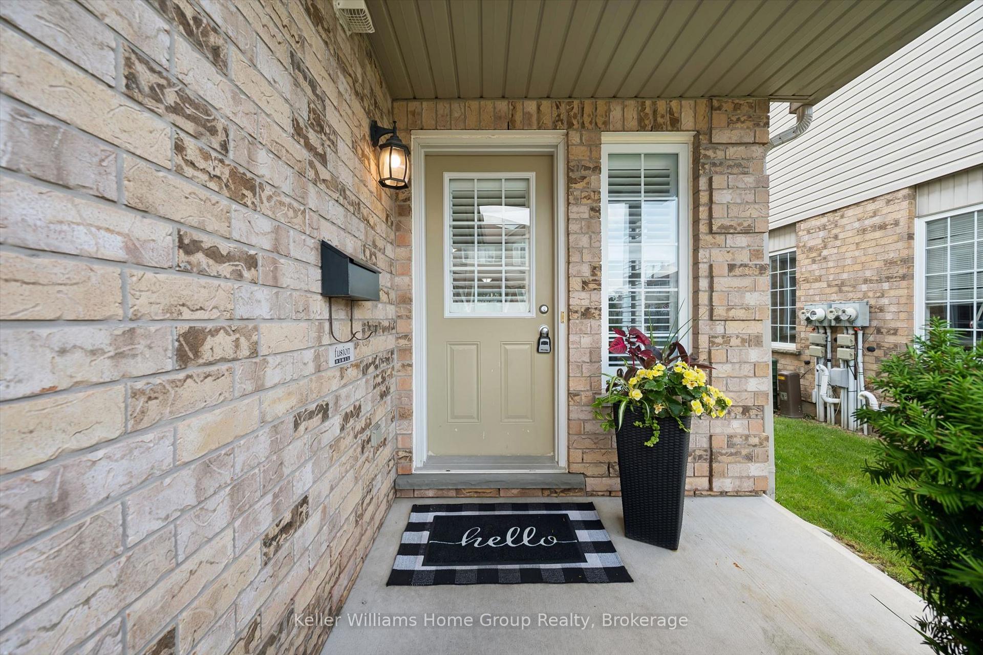 Photo 6 of Unit 14, 210 Dawn Avenue, Guelph, Clairfields/Hanlon Business Park — HOMEH
