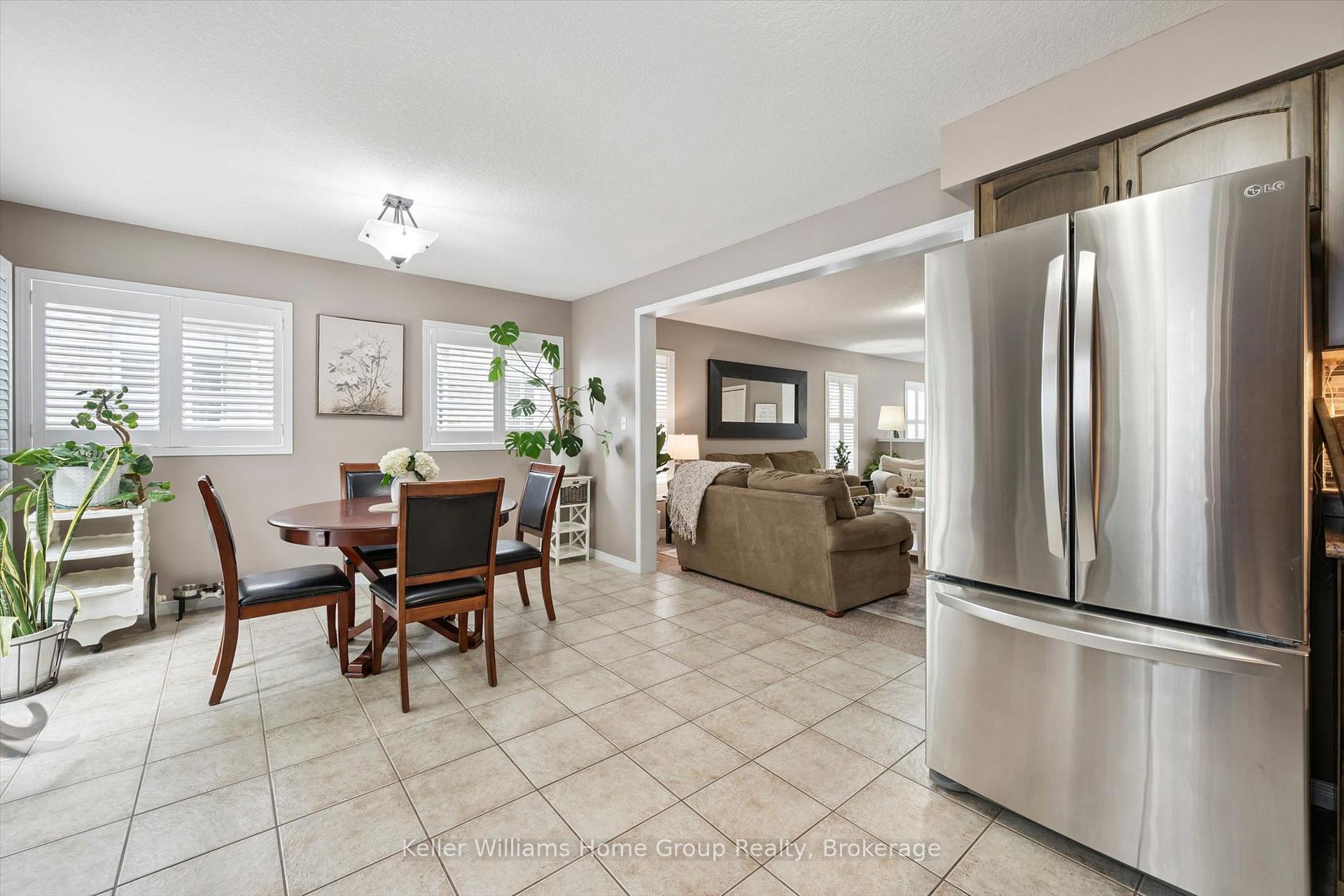 Photo 15 of Unit 14, 210 Dawn Avenue, Guelph, Clairfields/Hanlon Business Park — HOMEH