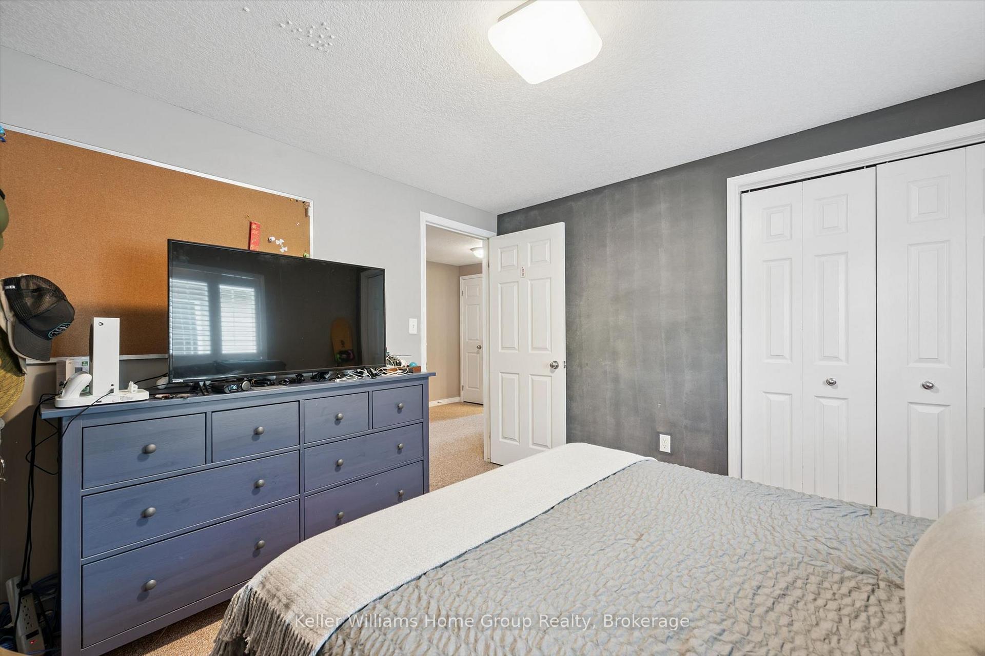 Photo 22 of Unit 14, 210 Dawn Avenue, Guelph, Clairfields/Hanlon Business Park — HOMEH