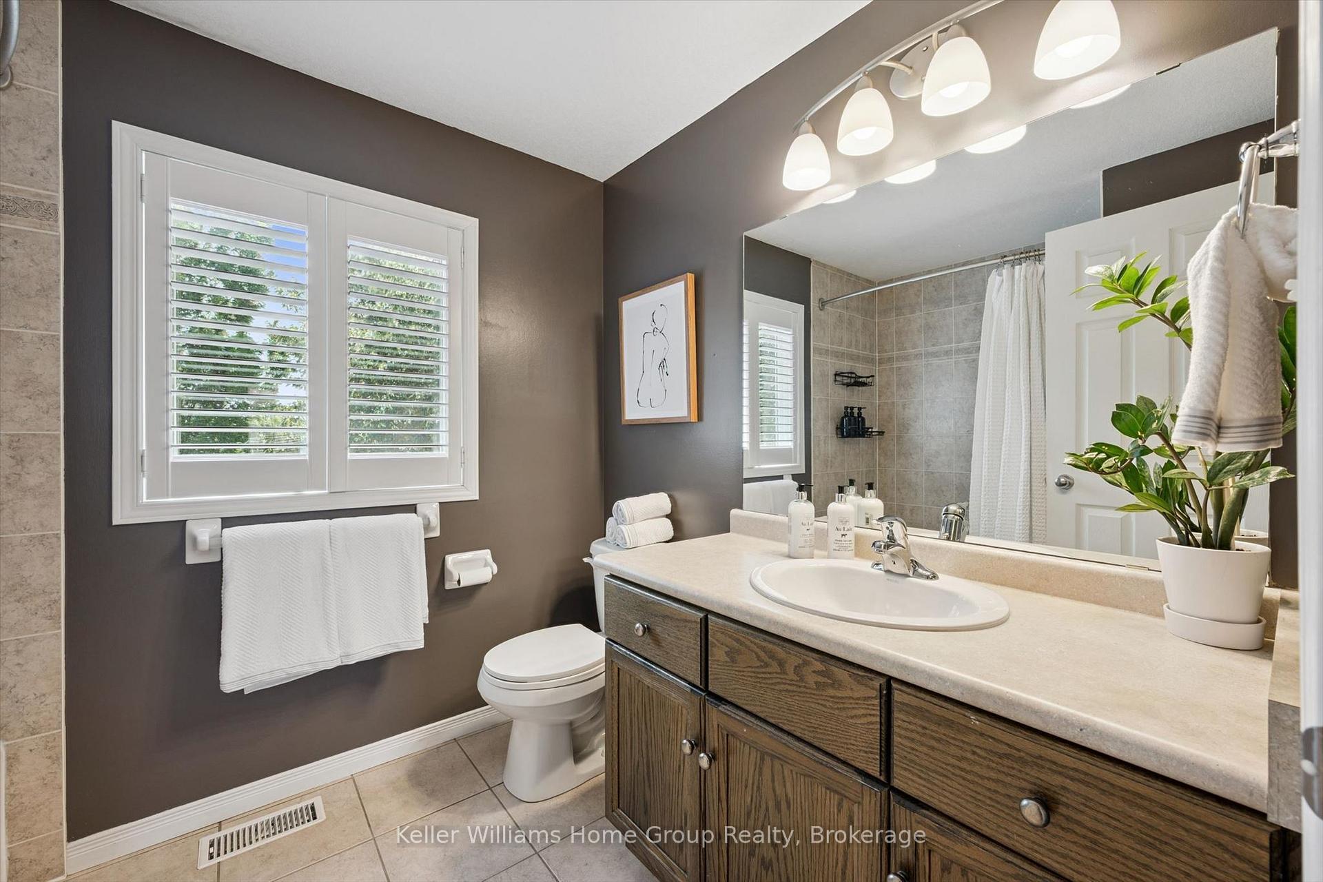 Photo 25 of Unit 14, 210 Dawn Avenue, Guelph, Clairfields/Hanlon Business Park — HOMEH
