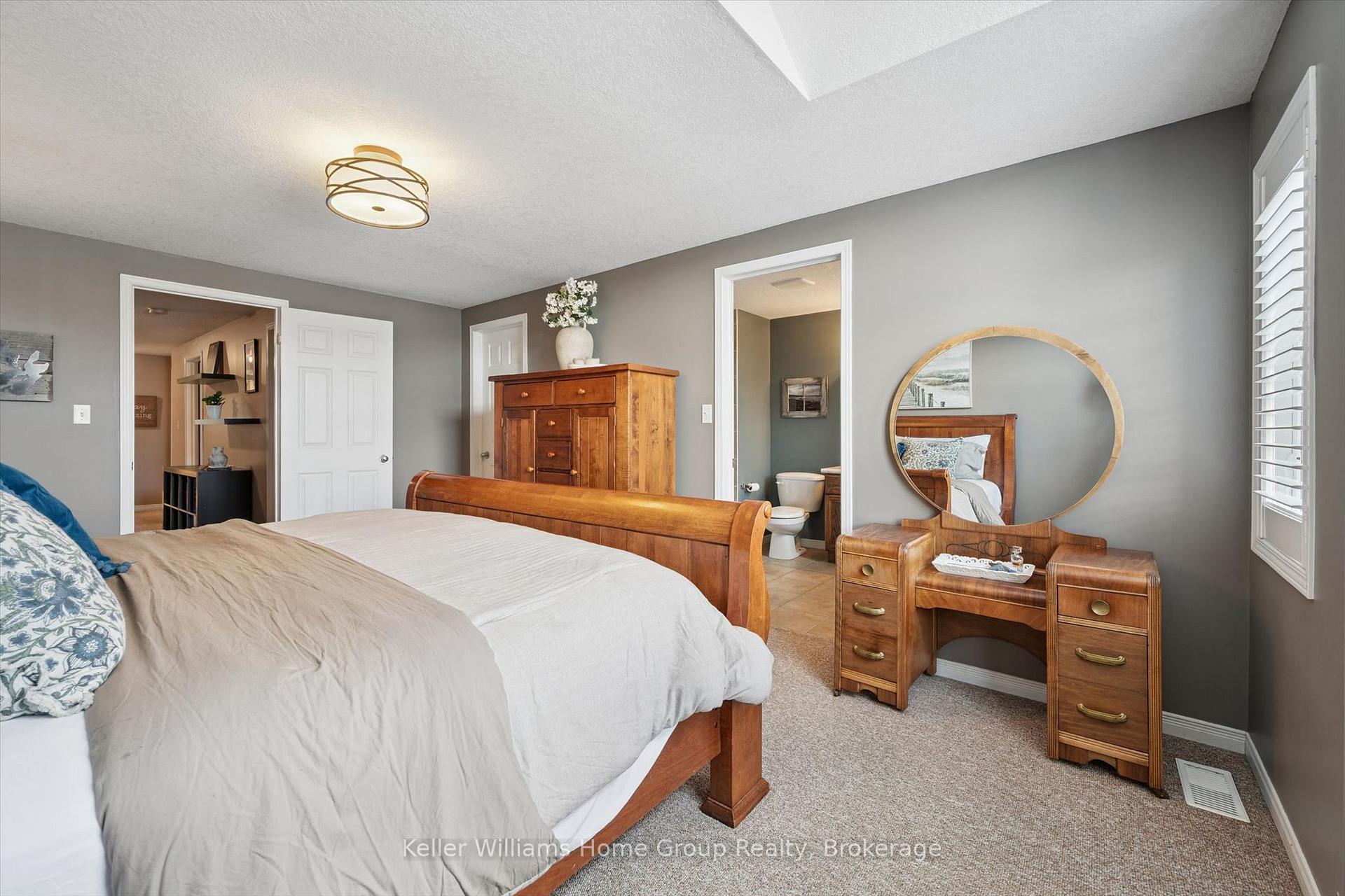 Photo 28 of Unit 14, 210 Dawn Avenue, Guelph, Clairfields/Hanlon Business Park — HOMEH