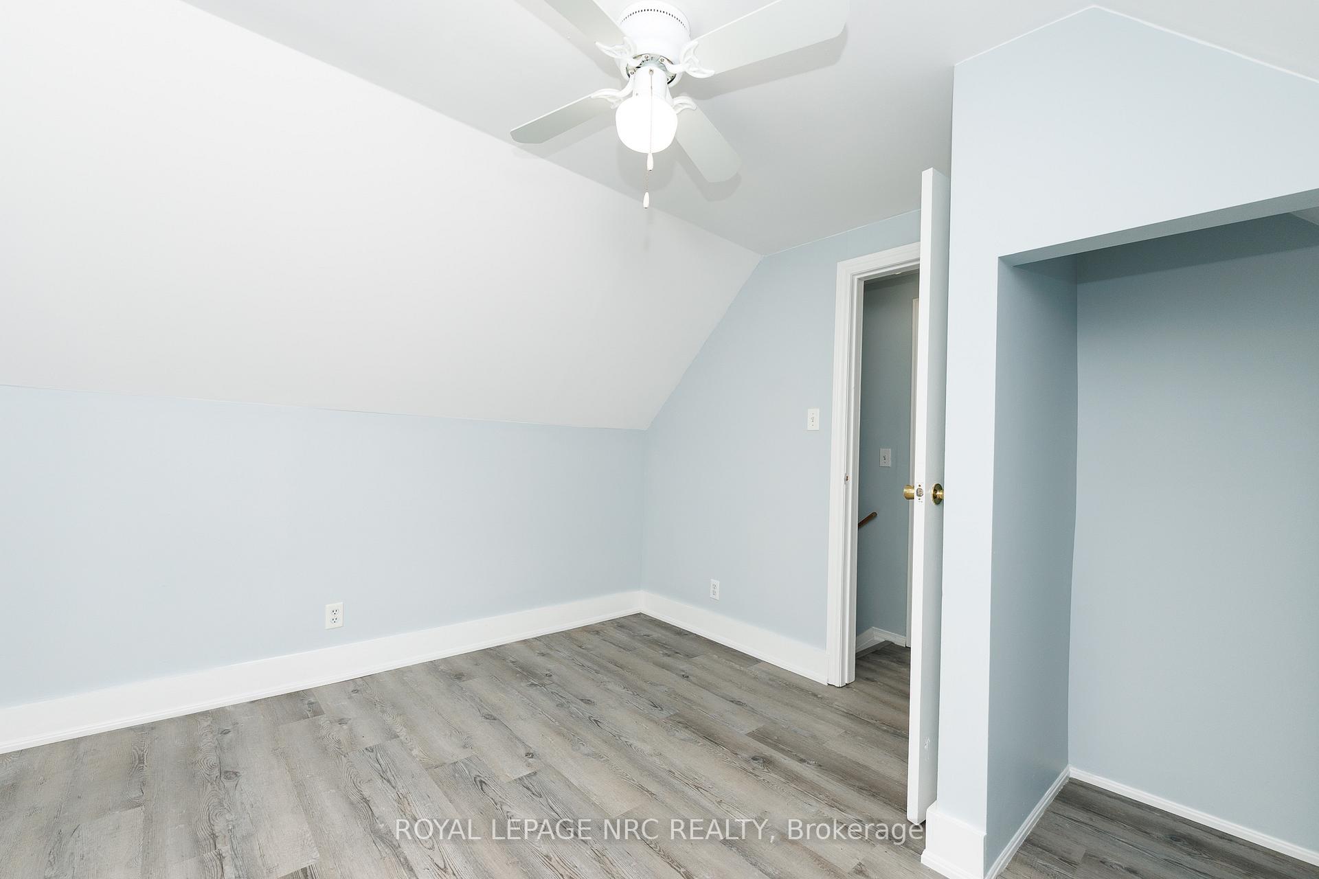 Photo 18 of 4676 McDougall Crescent, Niagara Falls, Downtown — HOMEH