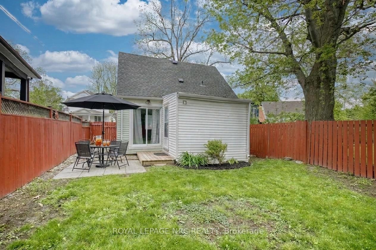 Photo 24 of 4676 McDougall Crescent, Niagara Falls, Downtown — HOMEH