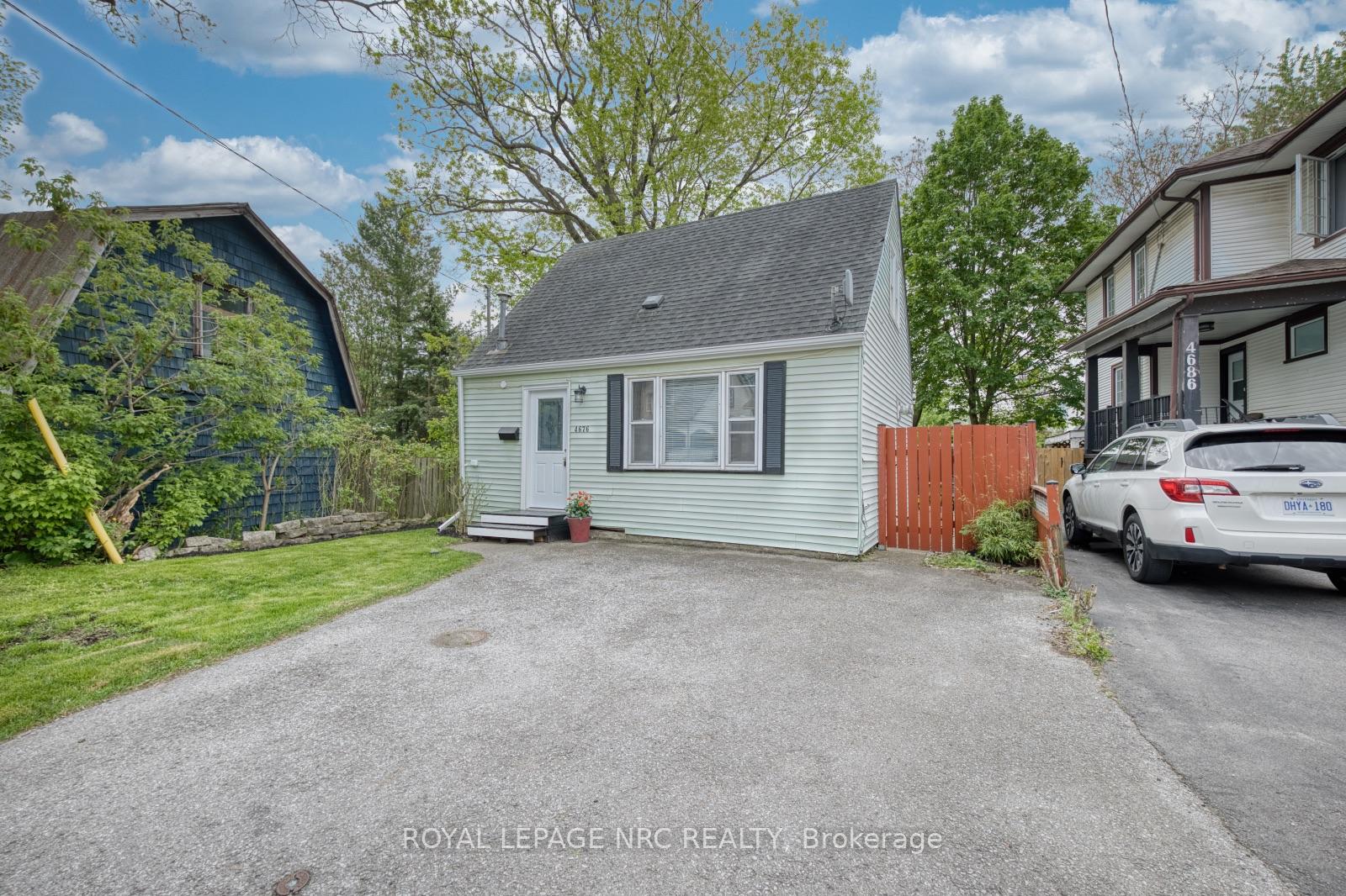 Photo 25 of 4676 McDougall Crescent, Niagara Falls, Downtown — HOMEH