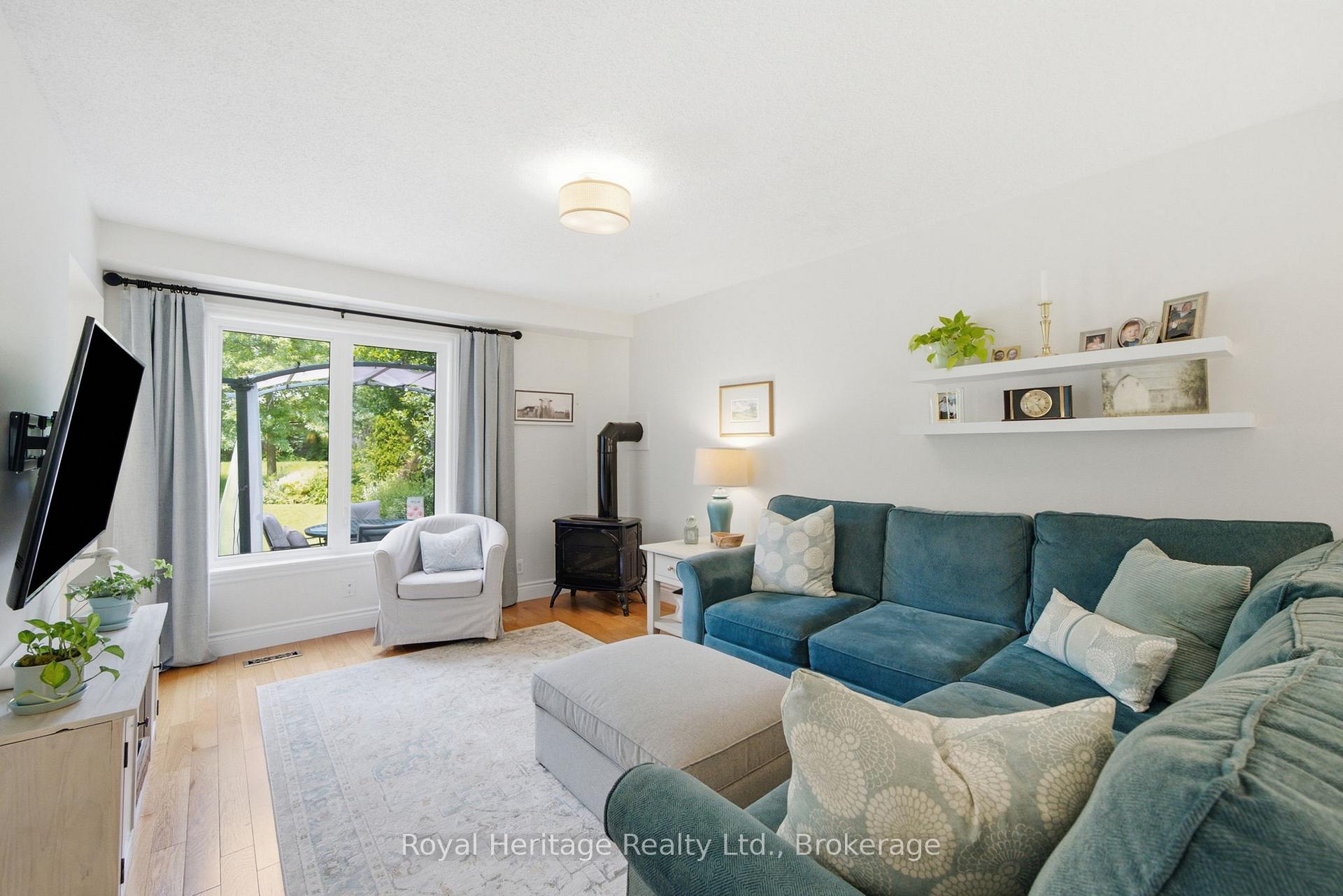 Photo 15 of 212 Andrew Street, Clarington, Newcastle — HOMEH