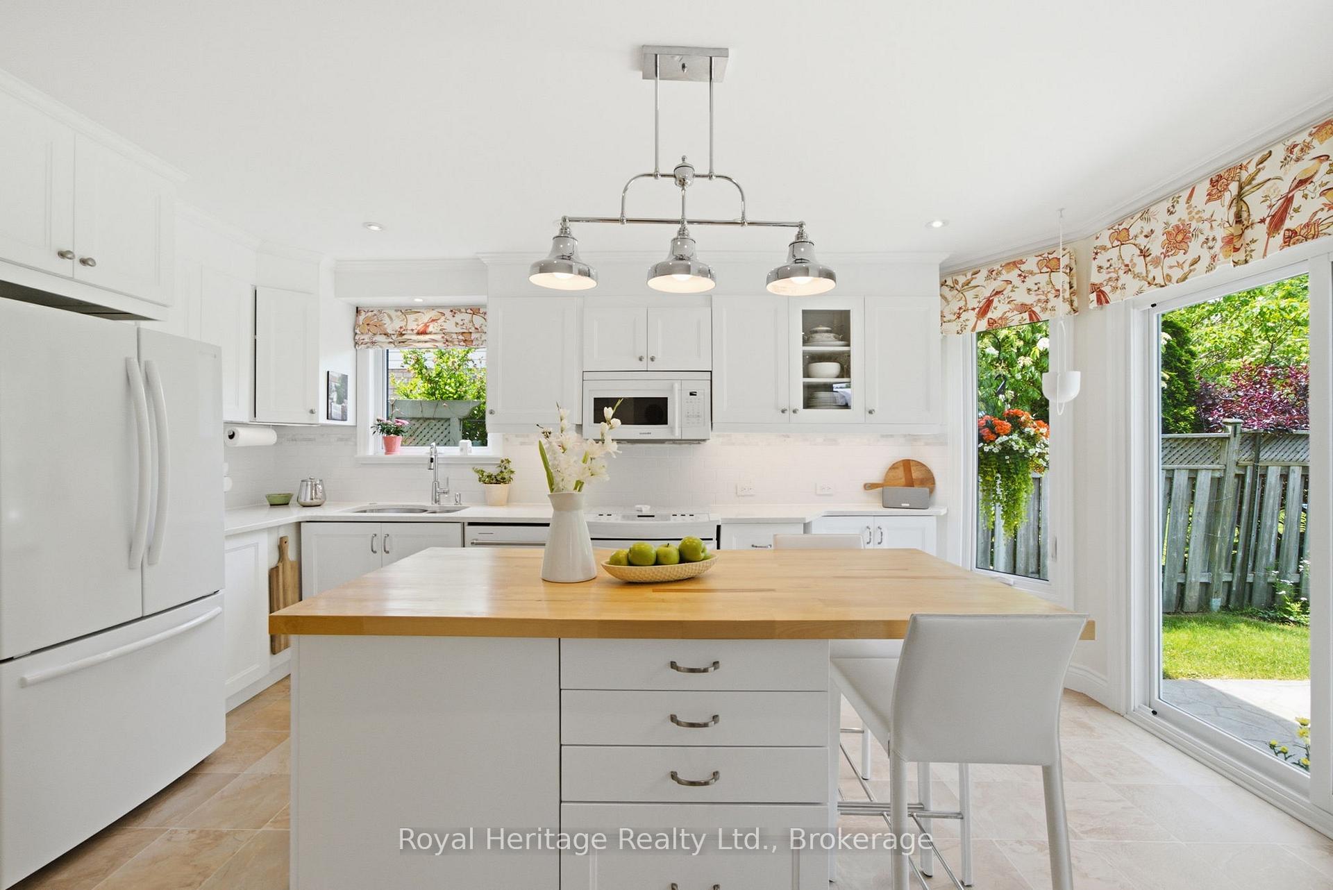 Photo 19 of 212 Andrew Street, Clarington, Newcastle — HOMEH