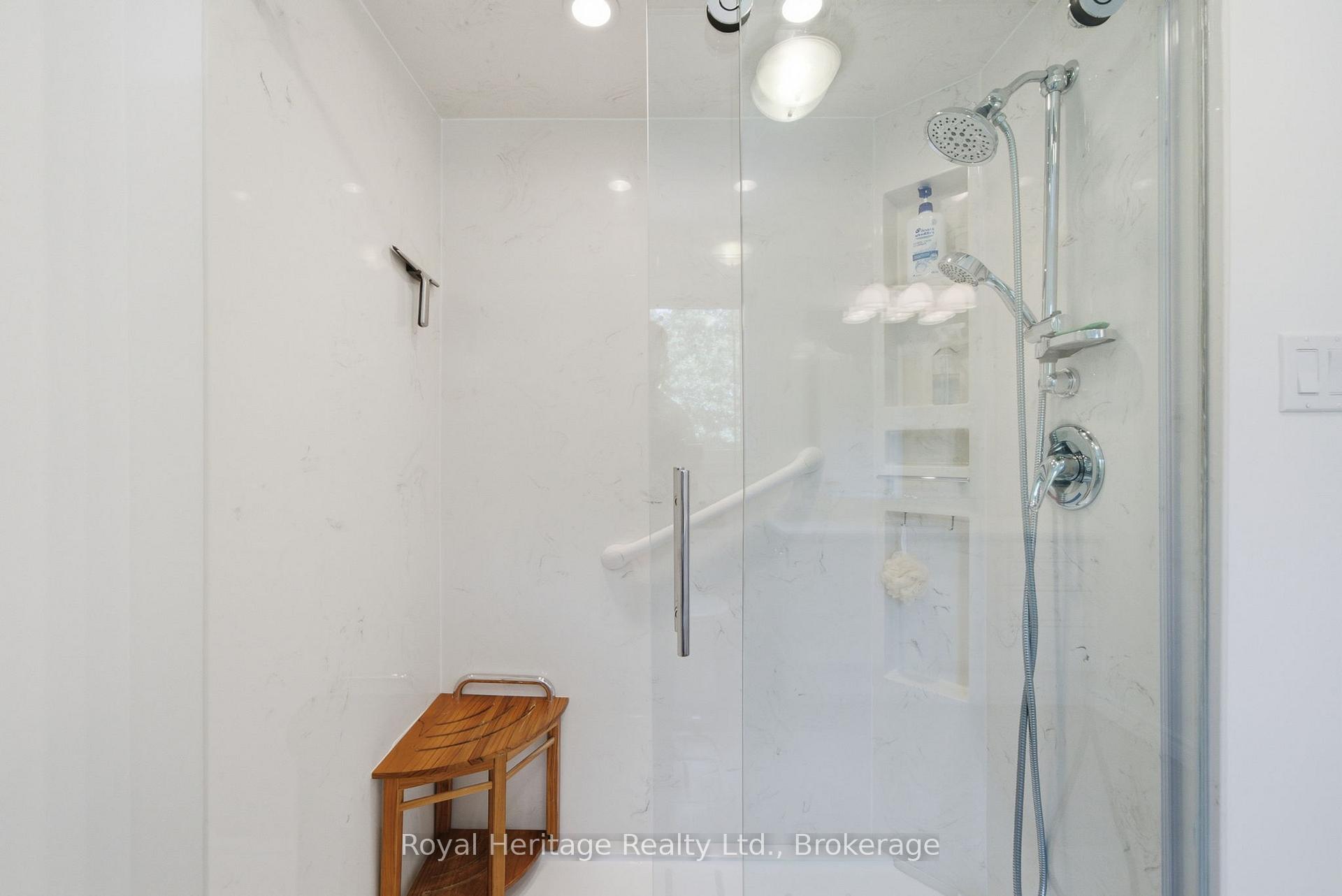 Photo 33 of 212 Andrew Street, Clarington, Newcastle — HOMEH