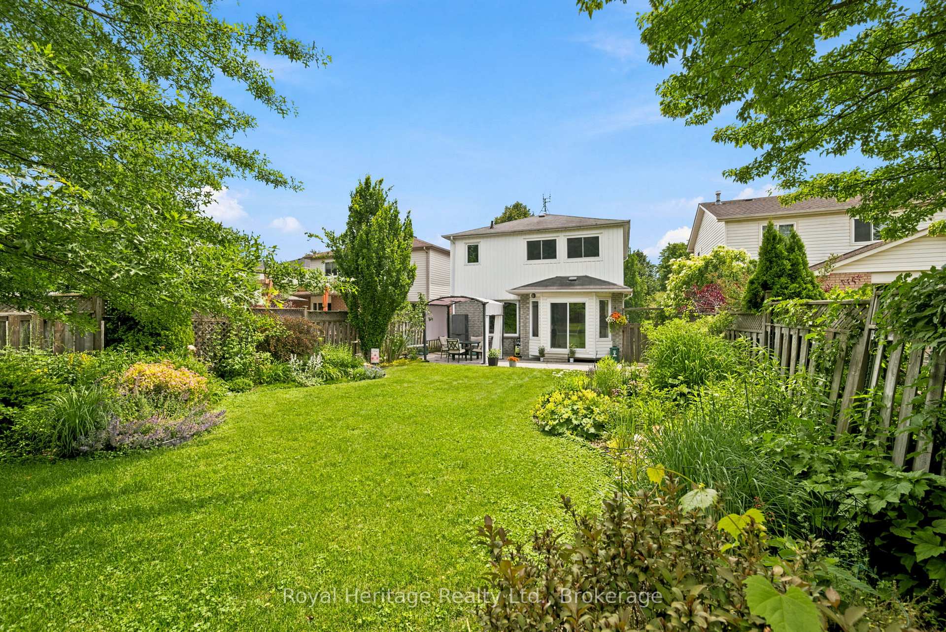 Photo 38 of 212 Andrew Street, Clarington, Newcastle — HOMEH