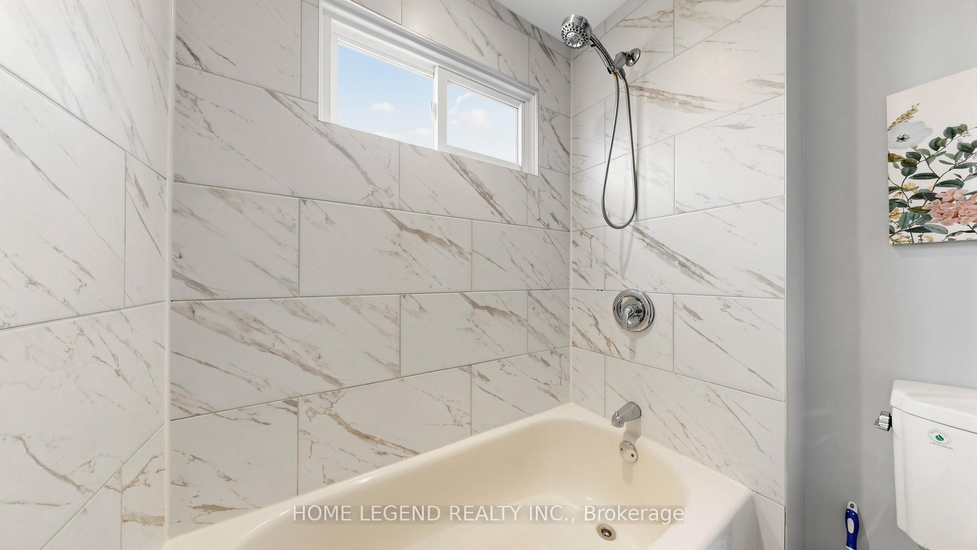 Photo 31 of 79 Upton Crescent, Markham, Milliken Mills West — HOMEH