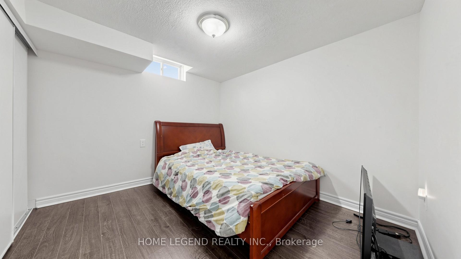 Photo 35 of 79 Upton Crescent, Markham, Milliken Mills West — HOMEH