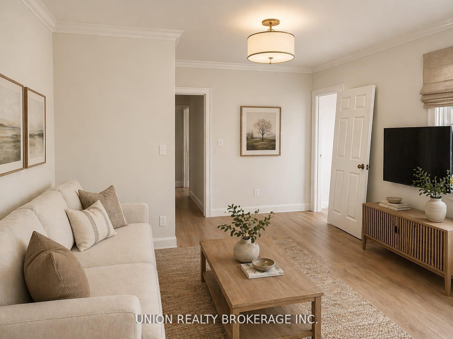 Photo 1 of Unit Upper Unit, 582 Danforth Road, Scarborough, Clairlea-Birchmount — HOMEH