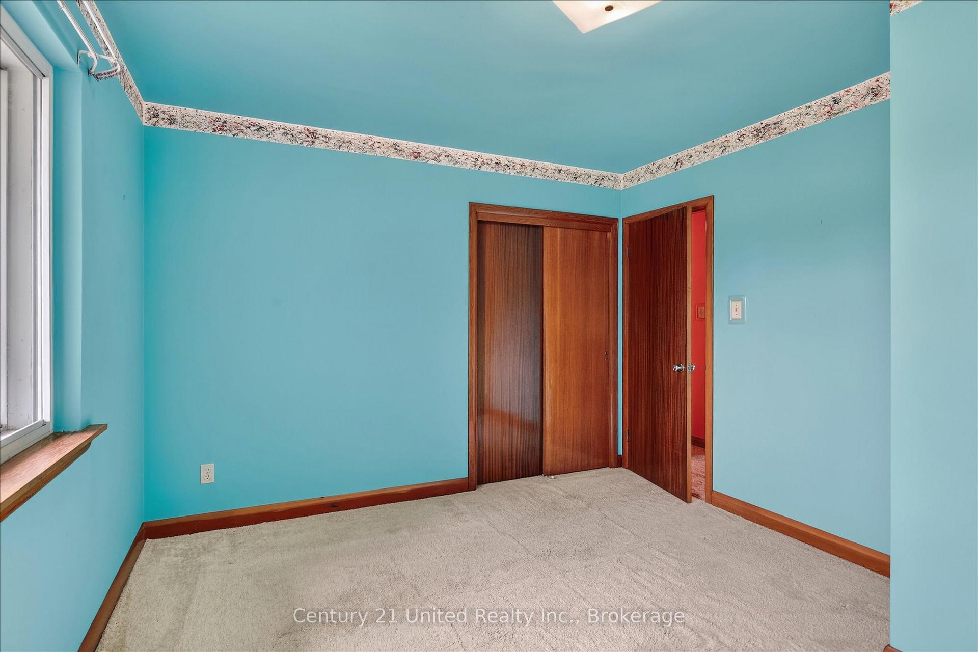 Photo 11 of 1031 Oriole Drive, Peterborough, Northcrest Ward 5 — HOMEH
