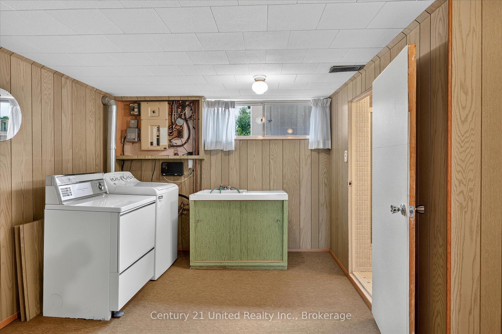 Photo 23 of 1031 Oriole Drive, Peterborough, Northcrest Ward 5 — HOMEH