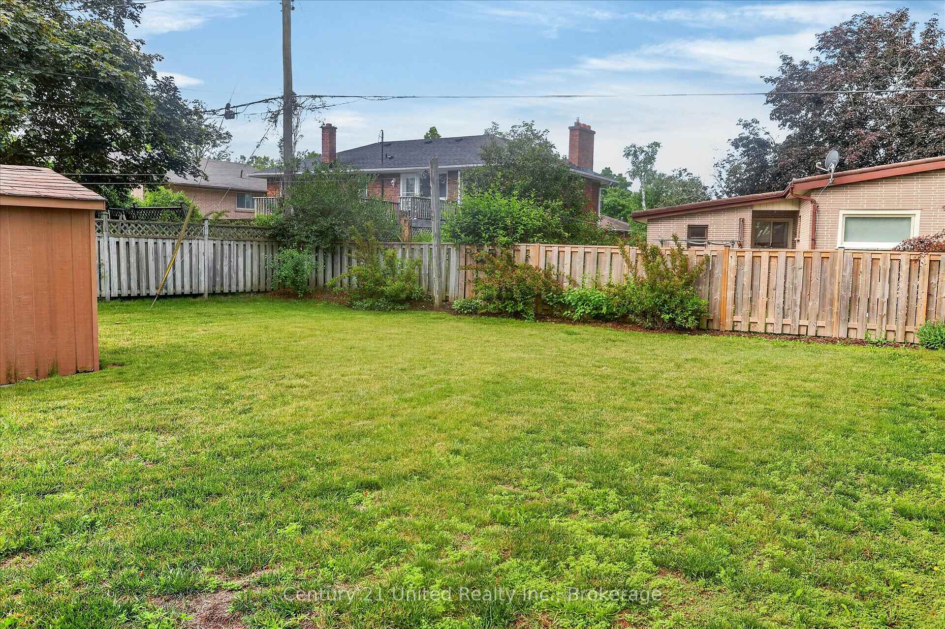 Photo 24 of 1031 Oriole Drive, Peterborough, Northcrest Ward 5 — HOMEH