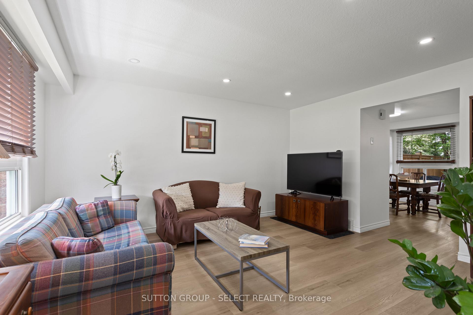 Photo 6 of Unit 64, 40 Tiffany Drive, London, East I — HOMEH