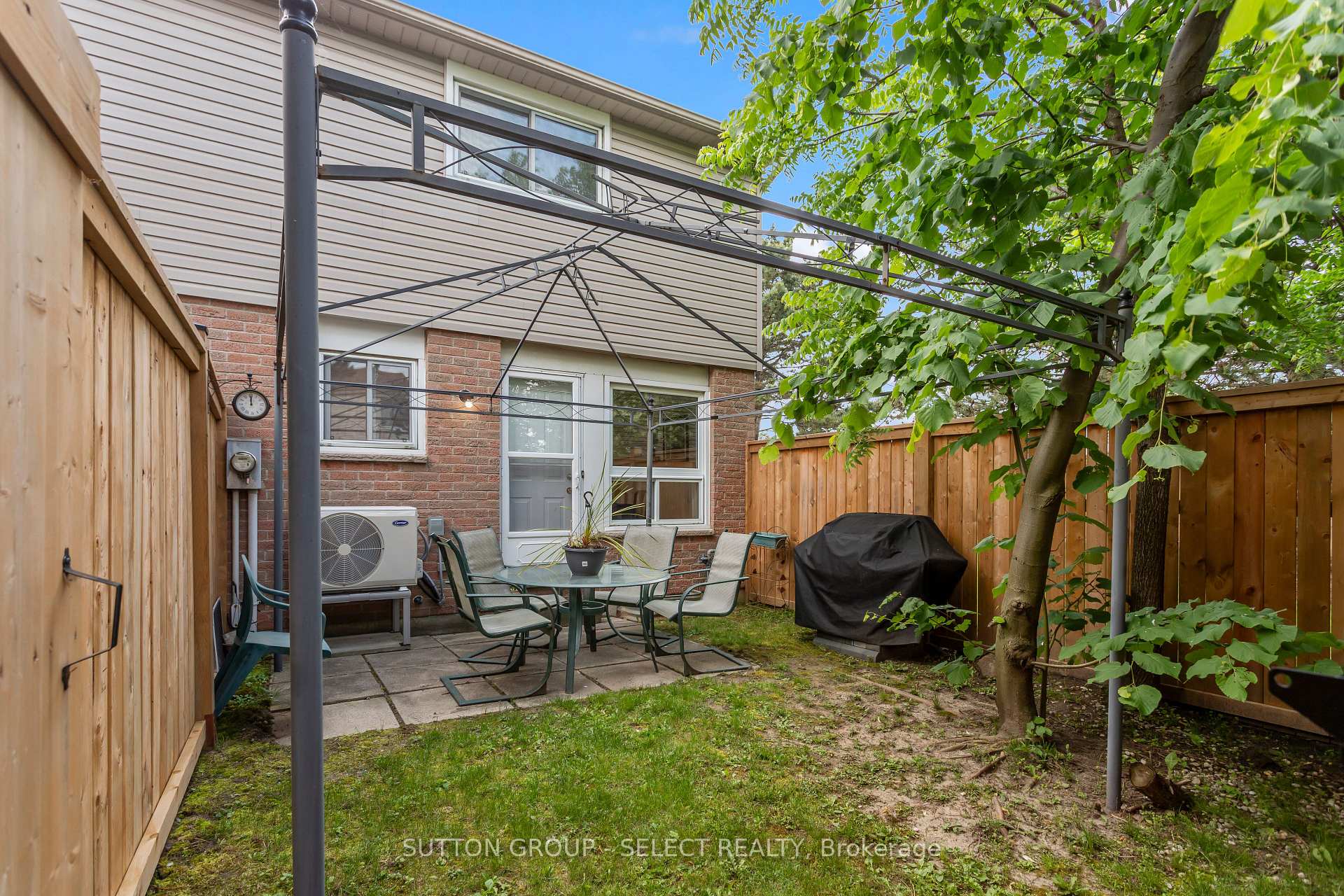 Photo 31 of Unit 64, 40 Tiffany Drive, London, East I — HOMEH