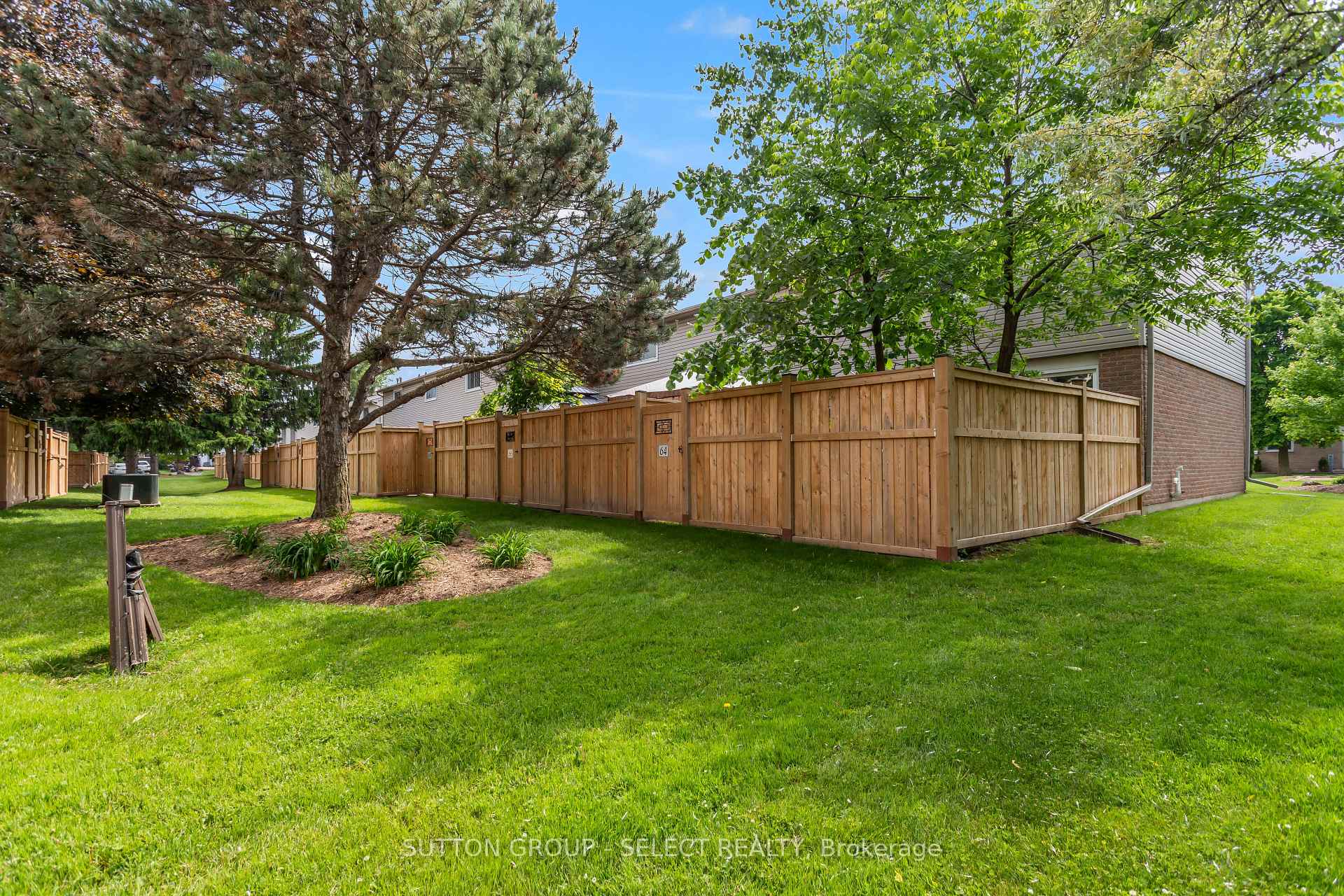 Photo 32 of Unit 64, 40 Tiffany Drive, London, East I — HOMEH