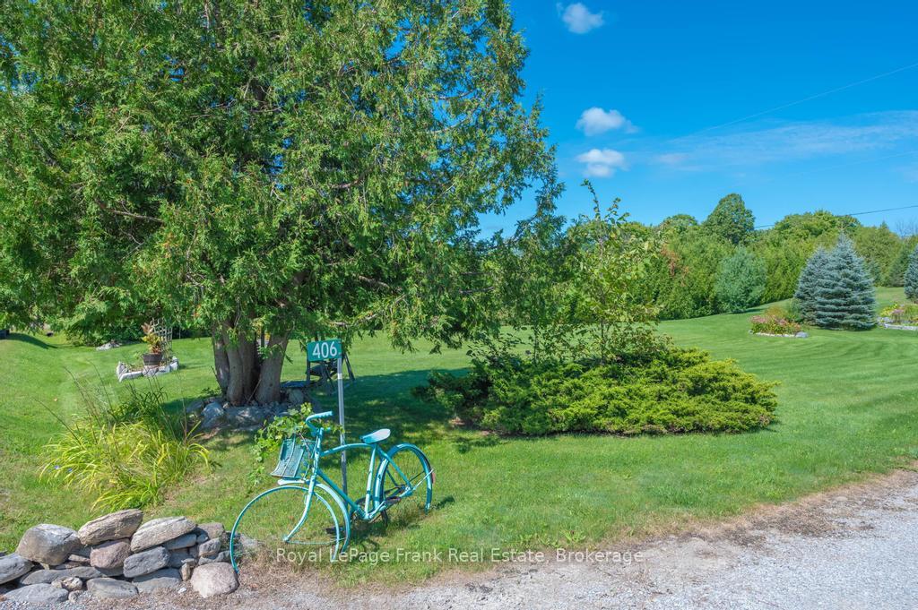 Photo 5 of 406 Lakehurst Circle Road, Trent Lakes — HOMEH