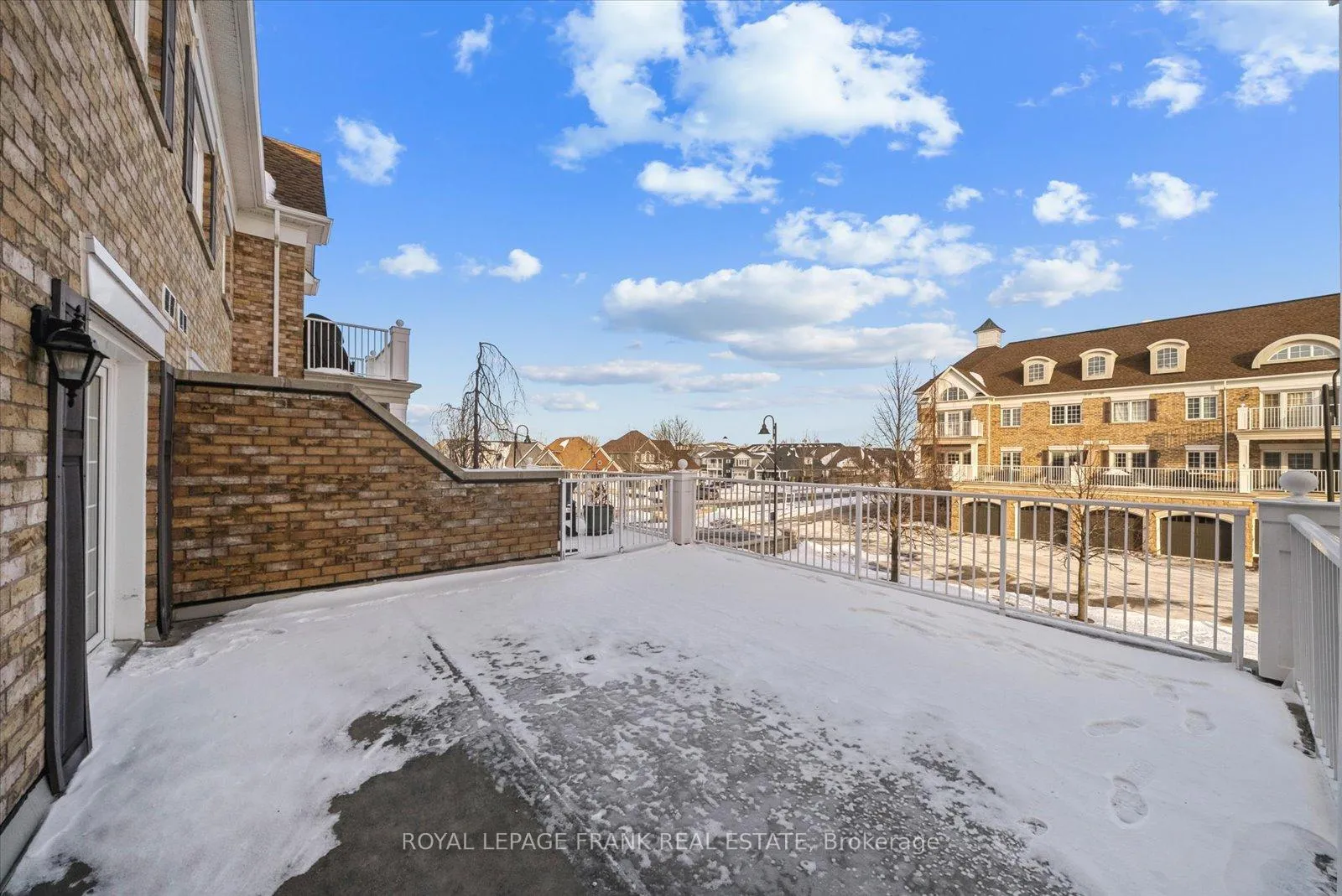 Photo 18 of Unit 204, 385 Lakebreeze Drive, Clarington, Newcastle — HOMEH