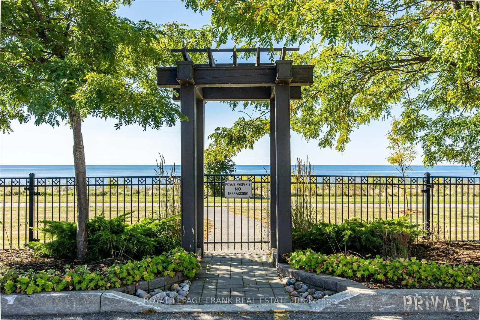 Photo 21 of Unit 204, 385 Lakebreeze Drive, Clarington, Newcastle — HOMEH