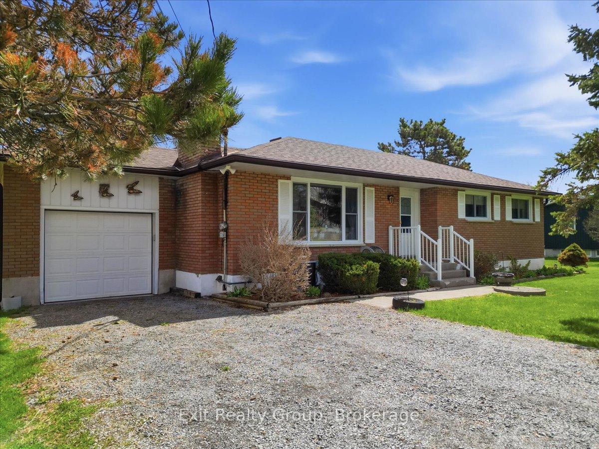 Photo of 196 Elmwood Drive